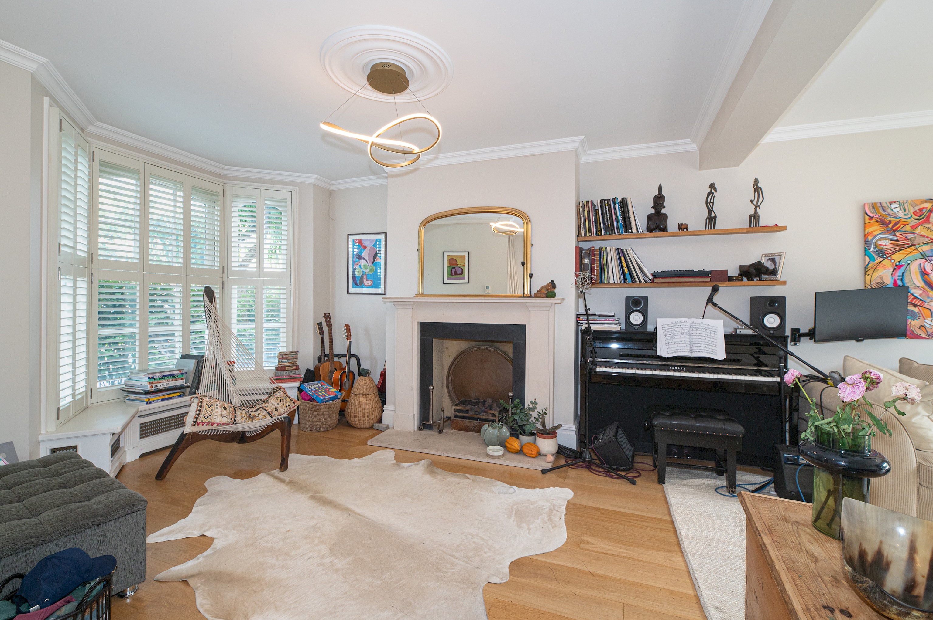 Stylish Stockwell House with Garden & Comfort  - Pass the Keys in 123 Lansdowne Way, SW8 2NP - Property image 52 - VivreStays