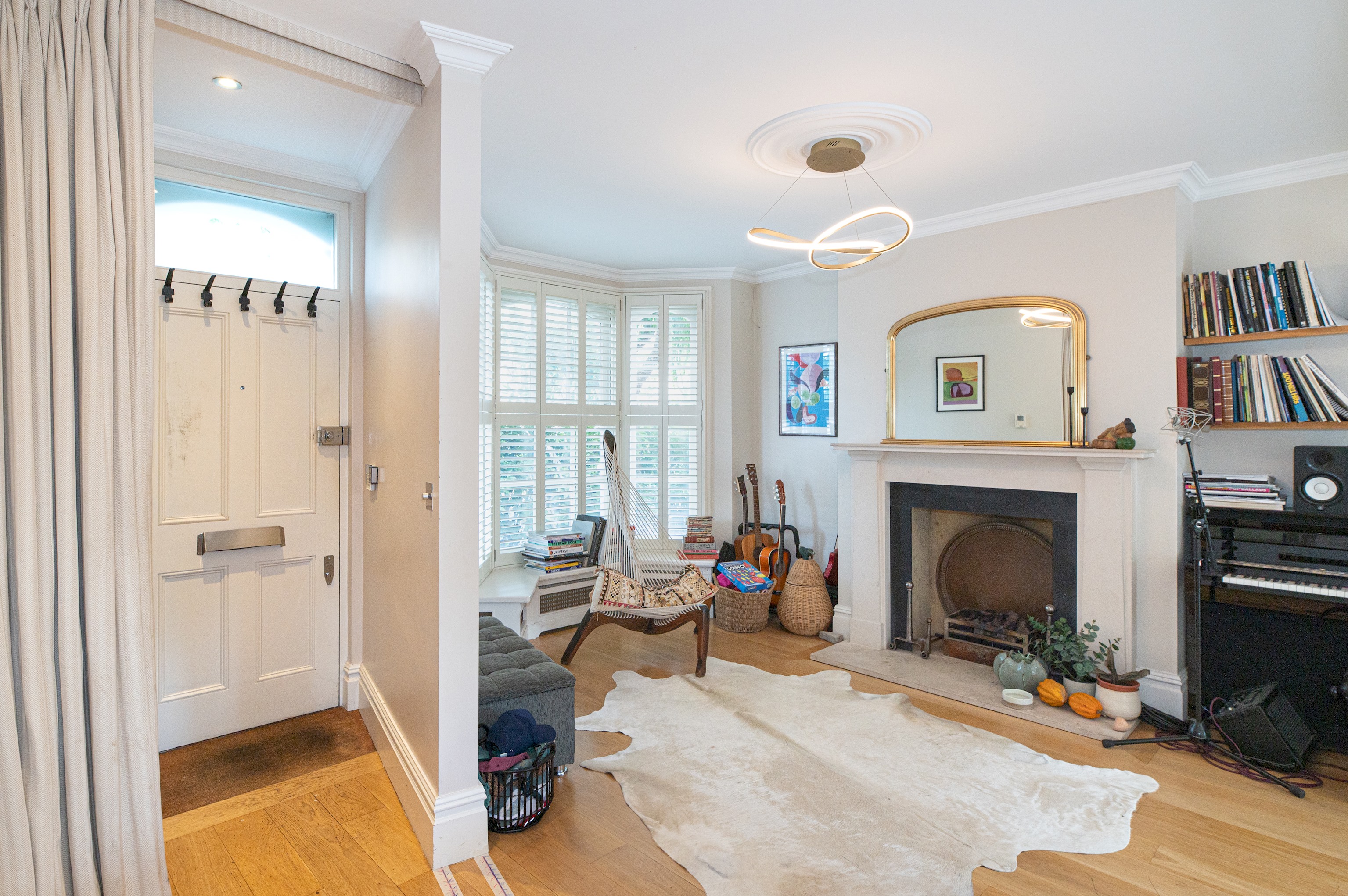 Stylish Stockwell House with Garden & Comfort  - Pass the Keys in 123 Lansdowne Way, SW8 2NP - Property image 53 - VivreStays