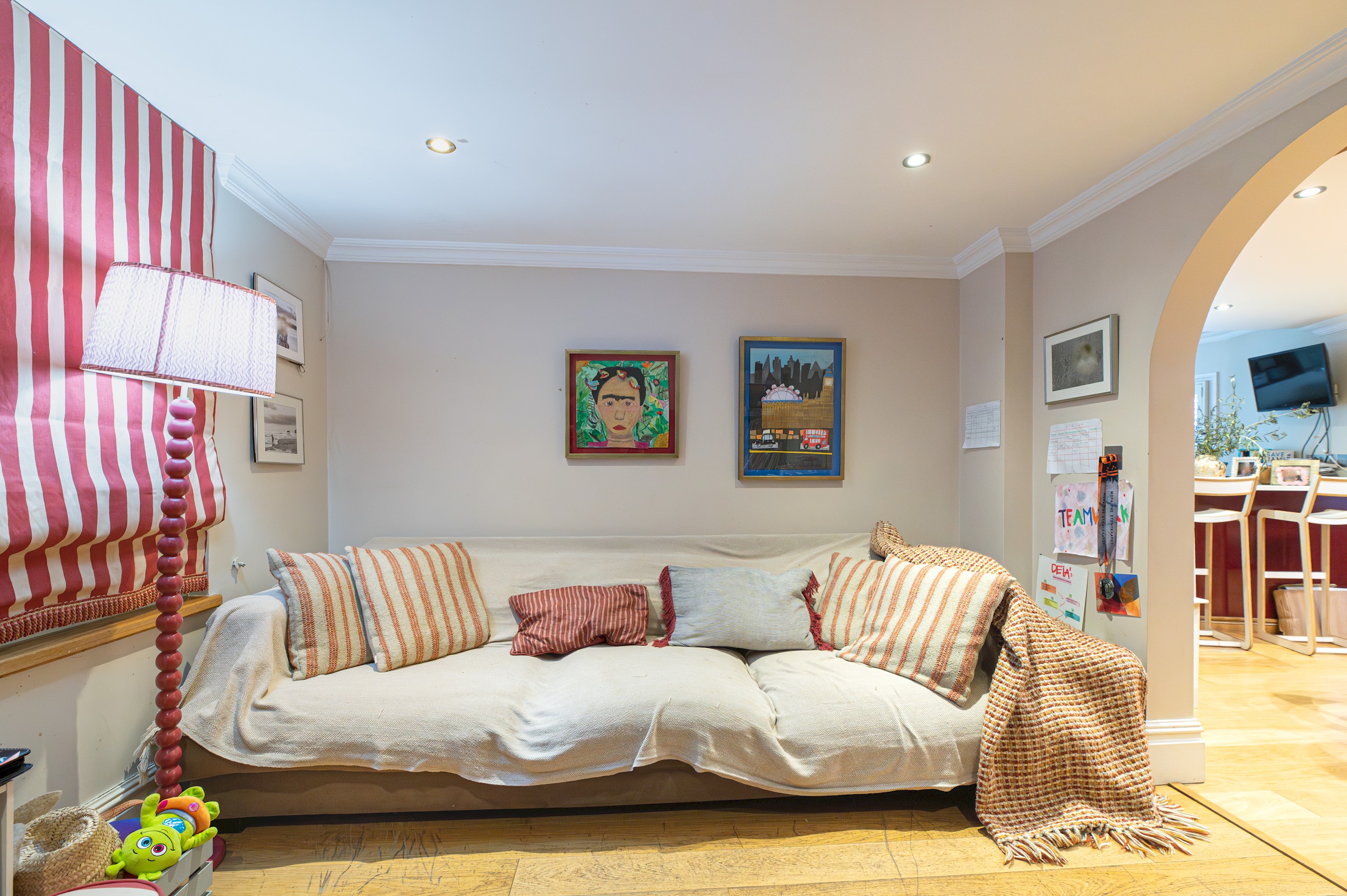 Stylish Stockwell House with Garden & Comfort  - Pass the Keys in 123 Lansdowne Way, SW8 2NP - Property image 71 - VivreStays