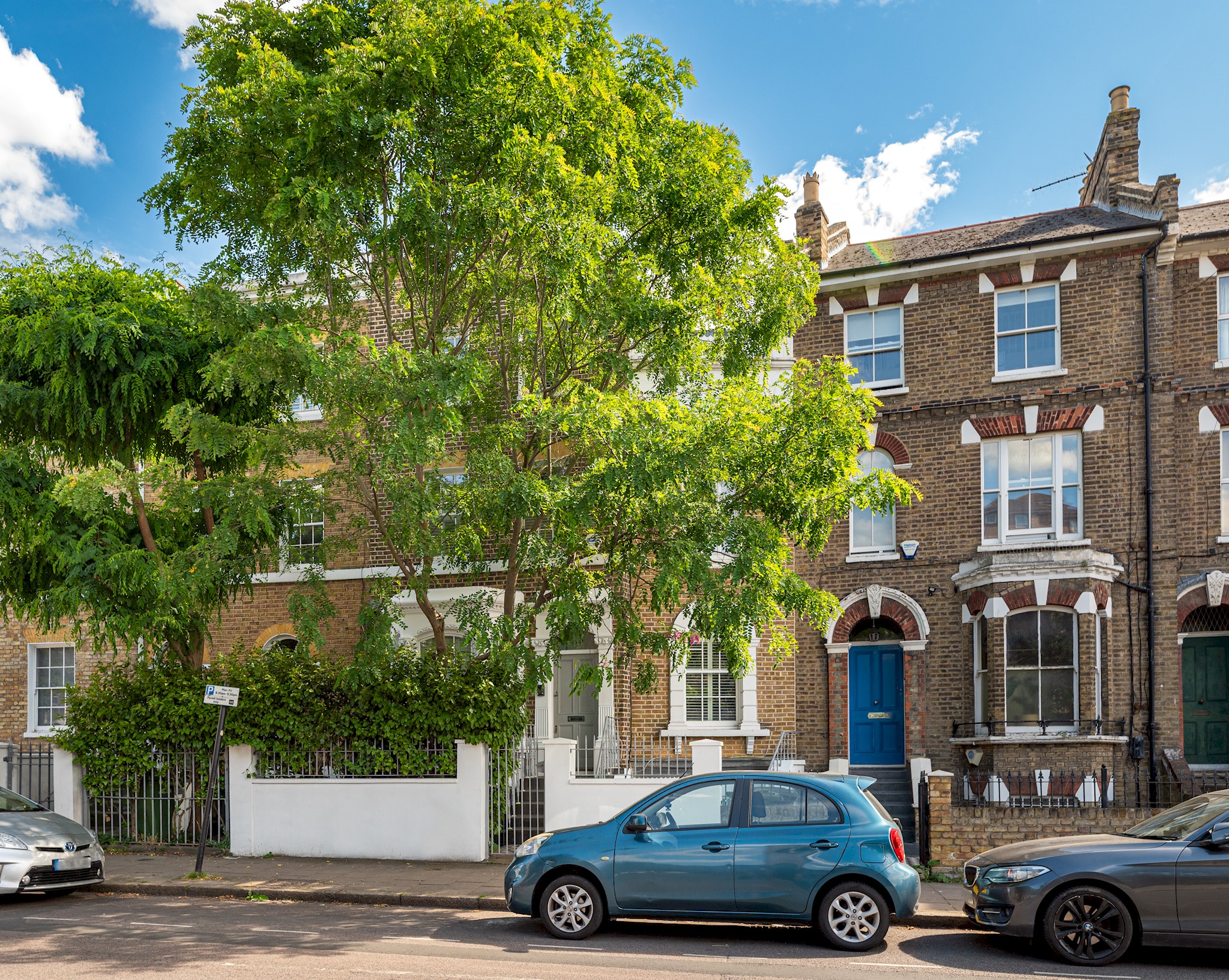 Stylish Stockwell House with Garden & Comfort  - Pass the Keys in 123 Lansdowne Way, SW8 2NP - Property image 72 - VivreStays