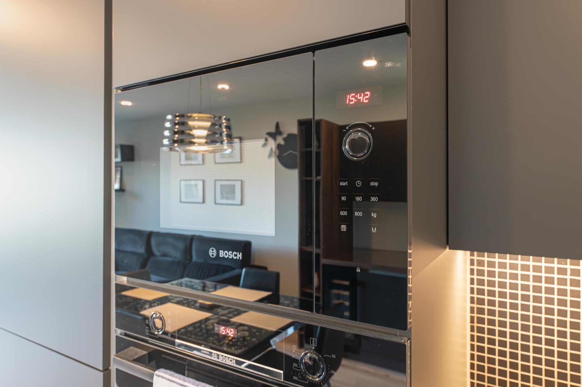 Bright & Stylish 2-Bed flat with Balcony in Ealing - Pass the Keys in 109 Sarsen House, Middle Road W7 3FS - Property image 9 - VivreStays