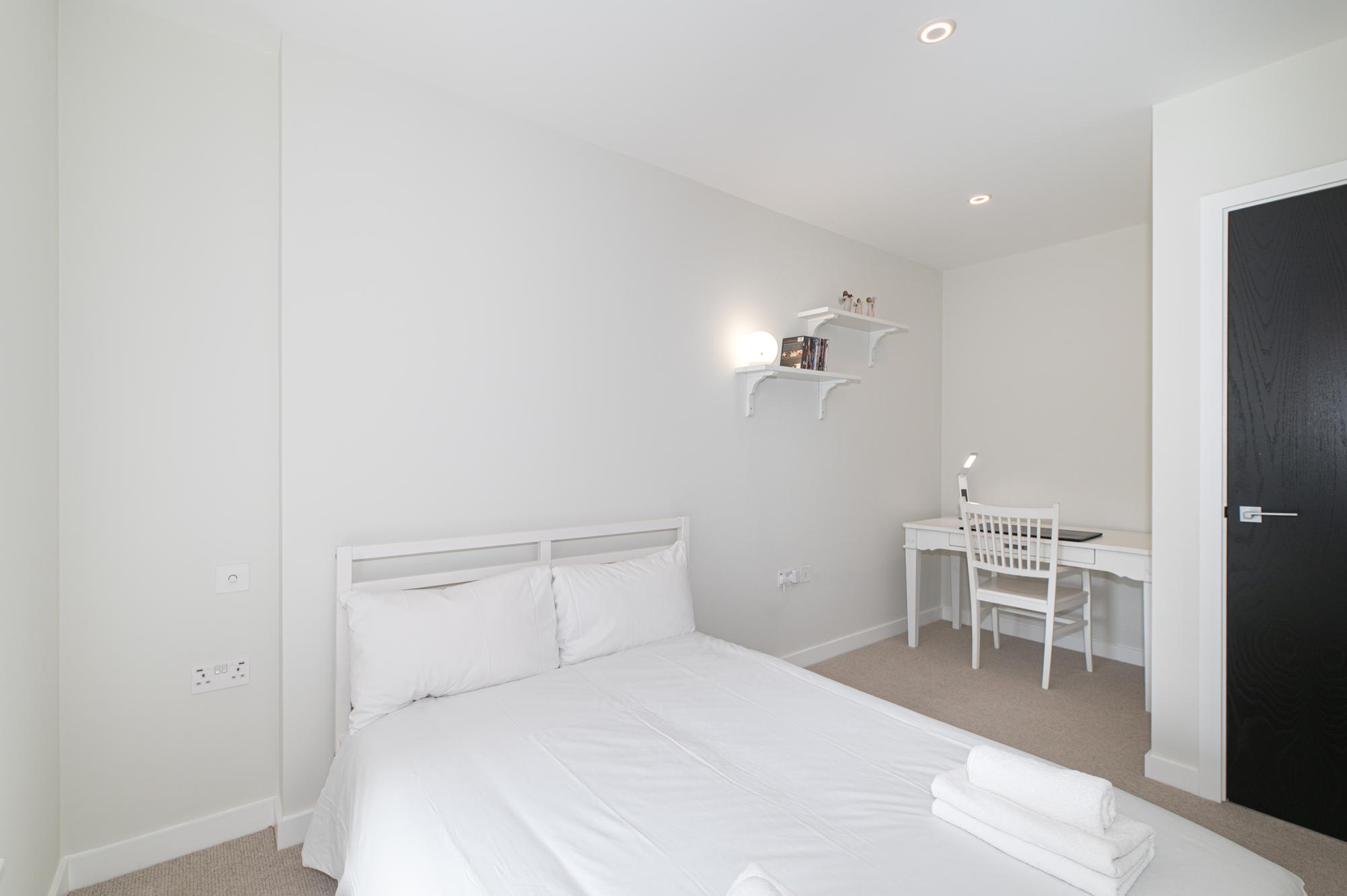 Bright & Stylish 2-Bed flat with Balcony in Ealing - Pass the Keys in 109 Sarsen House, Middle Road W7 3FS - Property image 21 - VivreStays