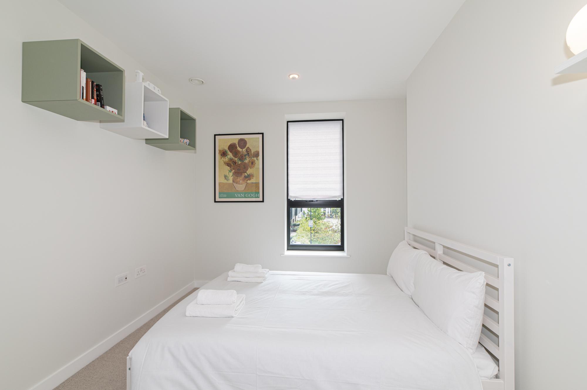 Bright & Stylish 2-Bed flat with Balcony in Ealing - Pass the Keys in 109 Sarsen House, Middle Road W7 3FS - Property image 23 - VivreStays