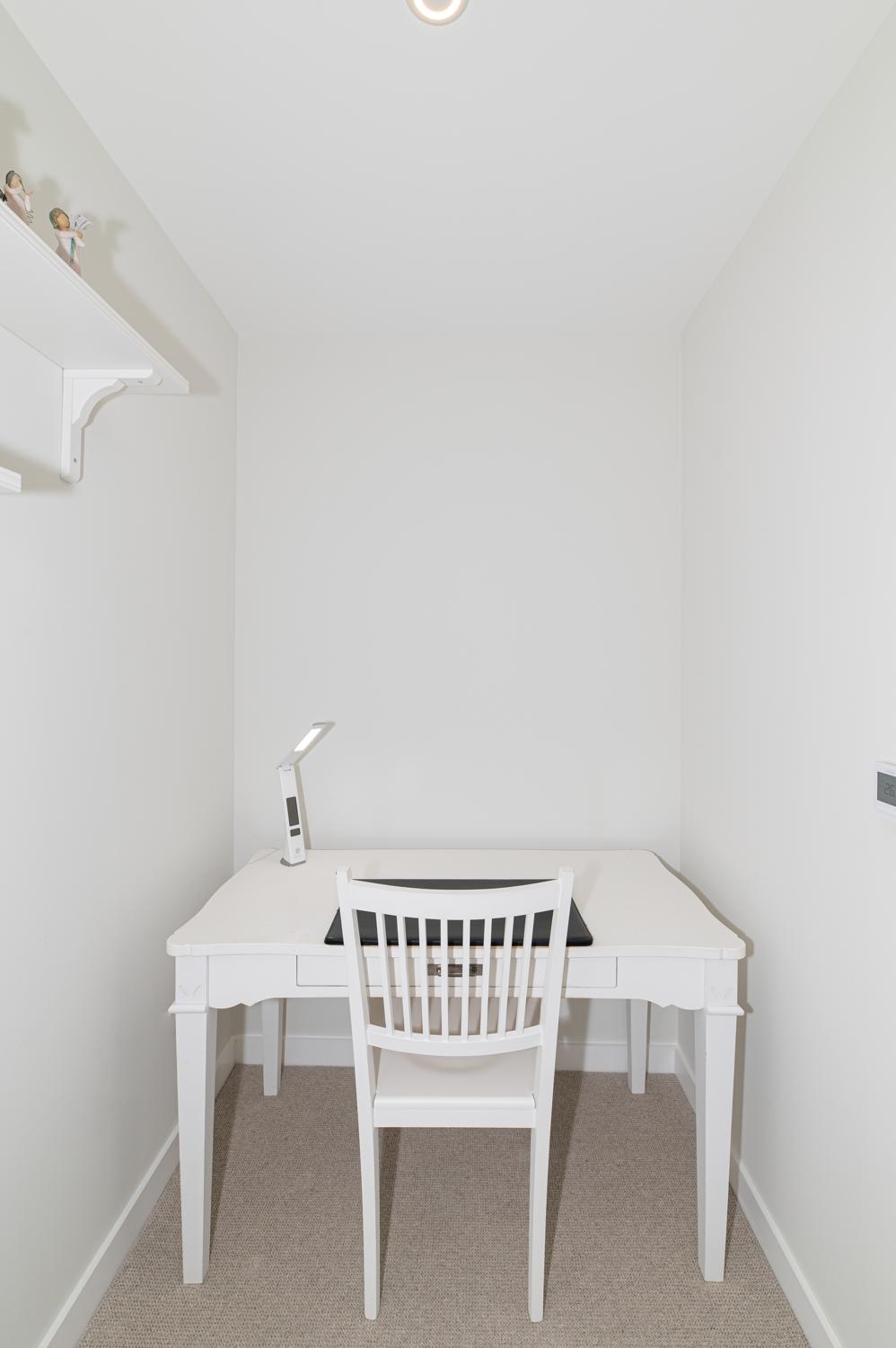 Bright & Stylish 2-Bed flat with Balcony in Ealing - Pass the Keys in 109 Sarsen House, Middle Road W7 3FS - Property image 25 - VivreStays