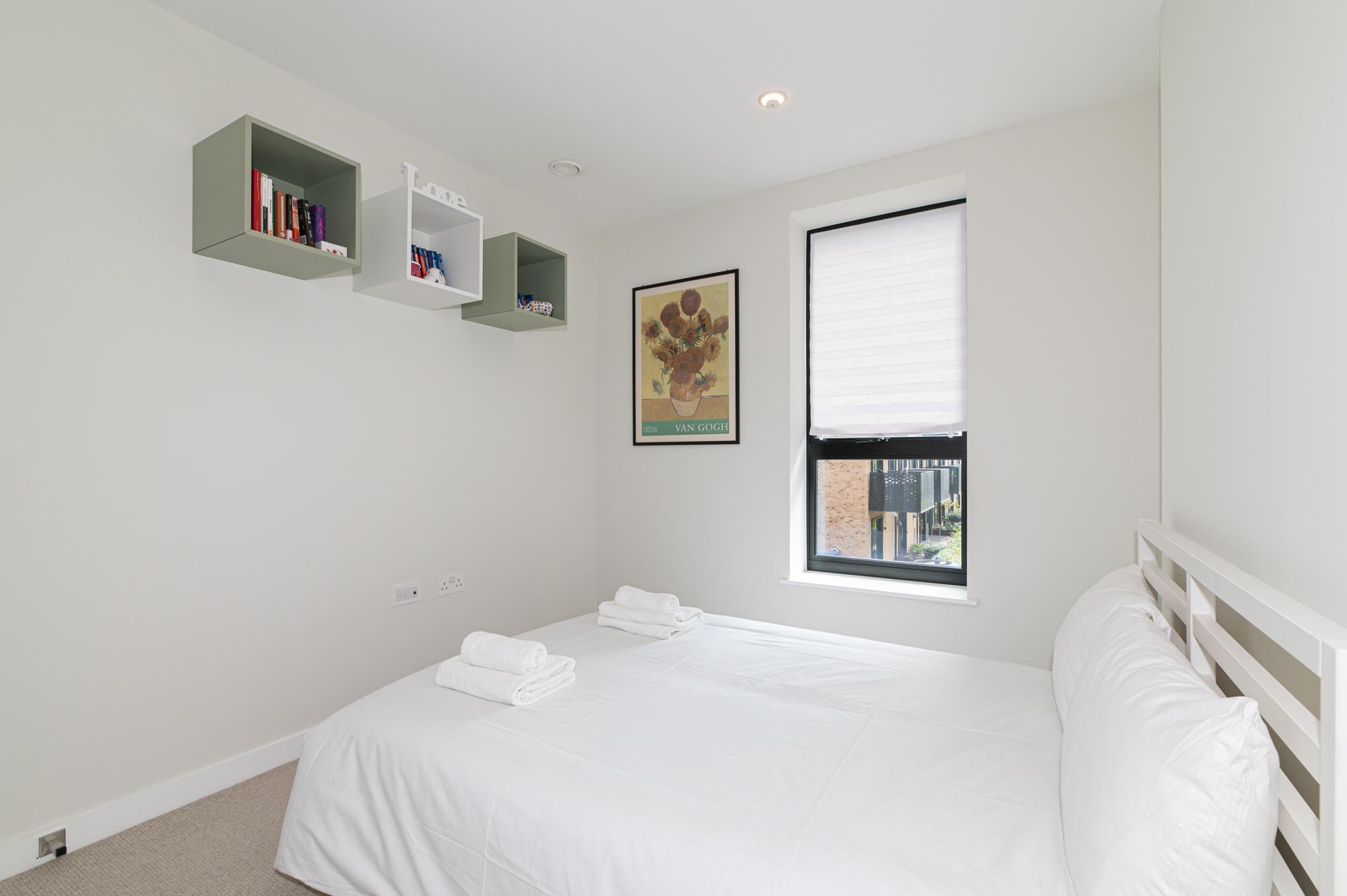Bright & Stylish 2-Bed flat with Balcony in Ealing - Pass the Keys in 109 Sarsen House, Middle Road W7 3FS - Property image 22 - VivreStays