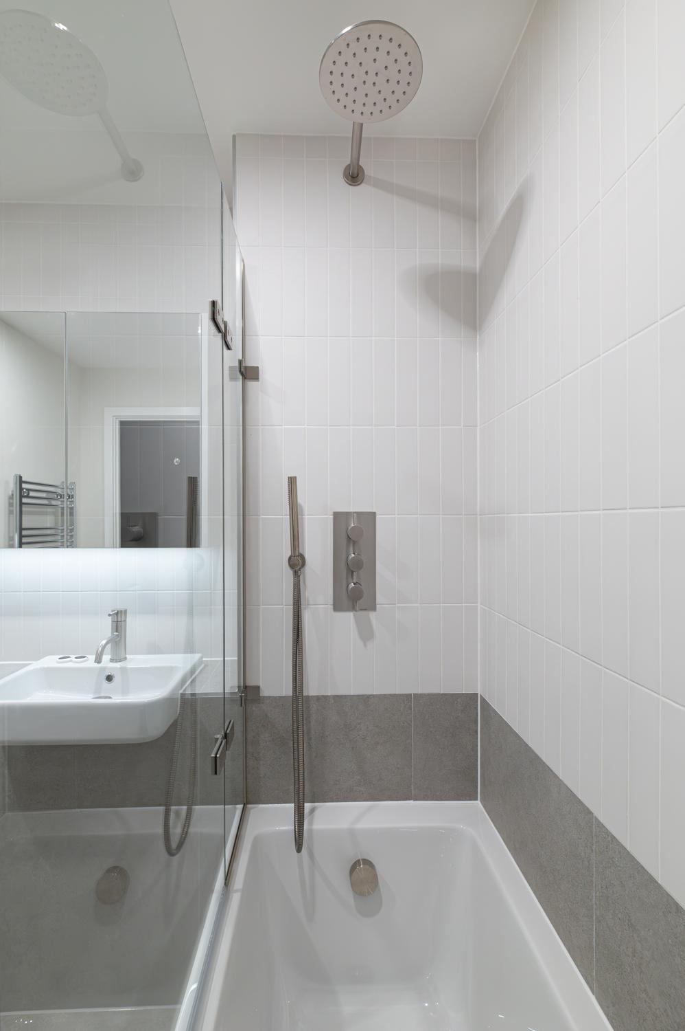 Bright & Stylish 2-Bed flat with Balcony in Ealing - Pass the Keys in 109 Sarsen House, Middle Road W7 3FS - Property image 30 - VivreStays