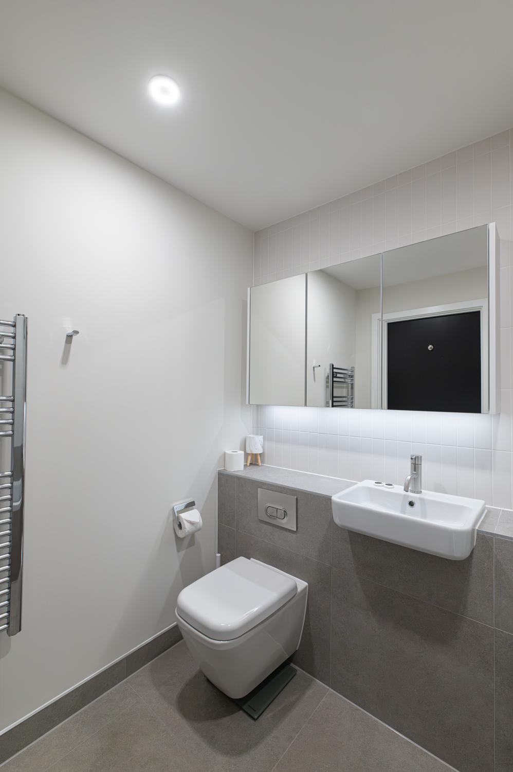 Bright & Stylish 2-Bed flat with Balcony in Ealing - Pass the Keys in 109 Sarsen House, Middle Road W7 3FS - Property image 27 - VivreStays