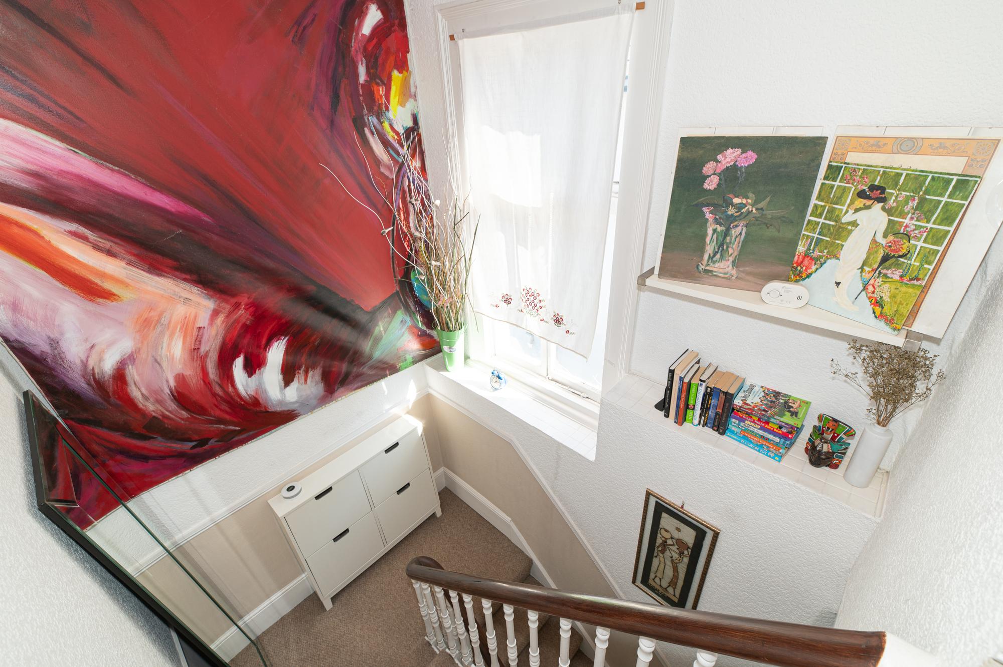 View Charming Victorian House, Selhurst Park, London - Pass the Keys in 165 Selhurst Rd SE25 6LG Charming Victorian House, Selhurst Park, London - Pass the Keys in 165 Selhurst Rd SE25 6LG - Property image 26 - VivreStays