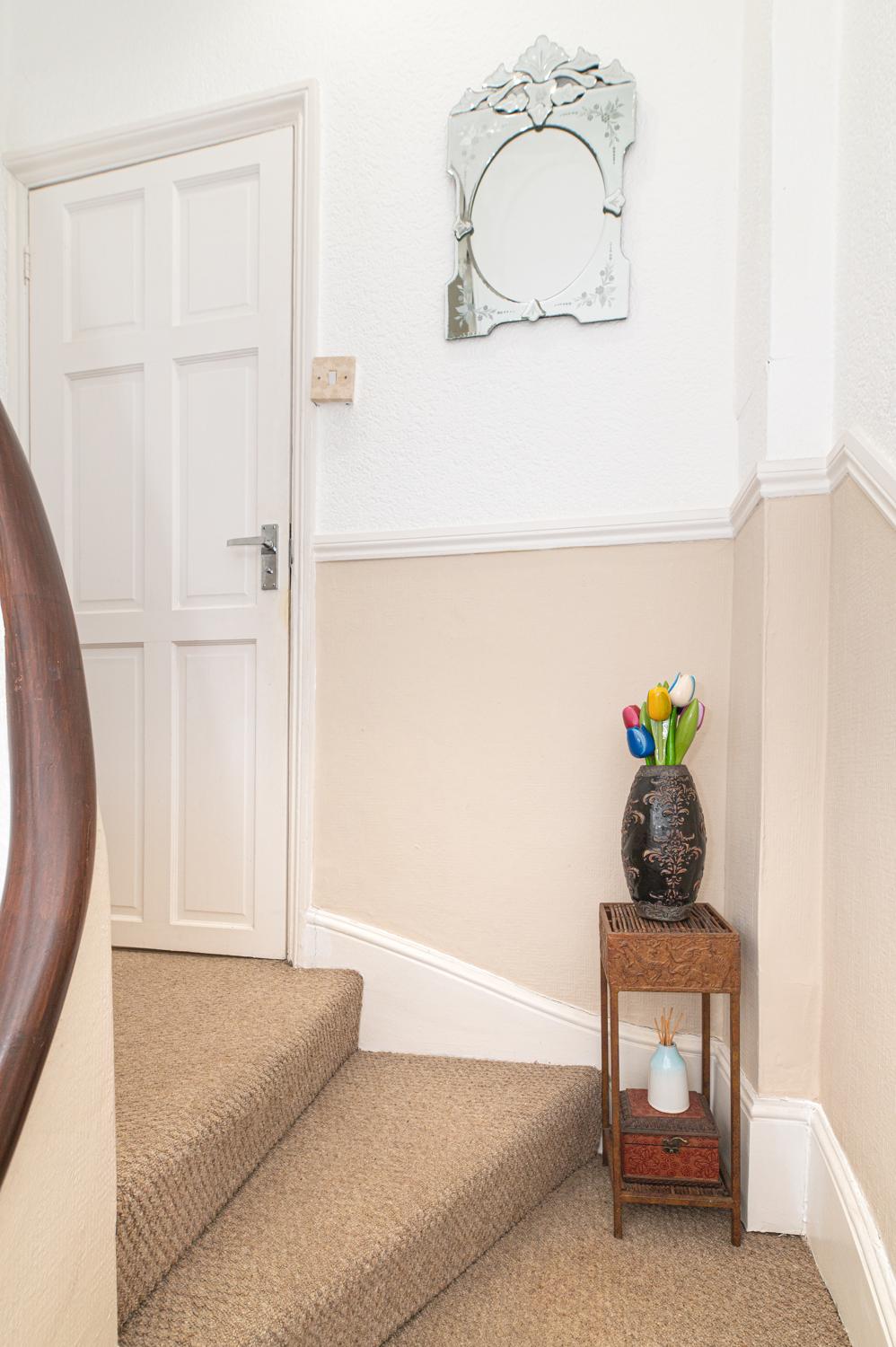 View Charming Victorian House, Selhurst Park, London - Pass the Keys in 165 Selhurst Rd SE25 6LG Charming Victorian House, Selhurst Park, London - Pass the Keys in 165 Selhurst Rd SE25 6LG - Property image 15 - VivreStays