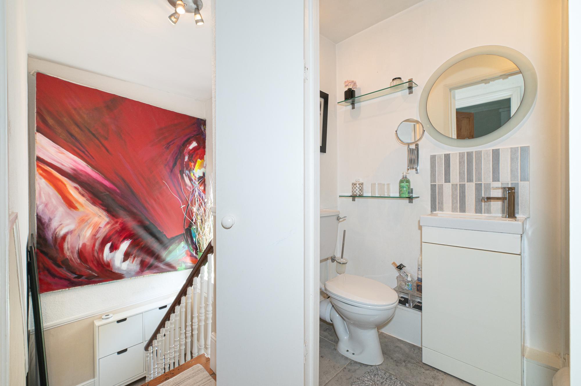View Charming Victorian House, Selhurst Park, London - Pass the Keys in 165 Selhurst Rd SE25 6LG Charming Victorian House, Selhurst Park, London - Pass the Keys in 165 Selhurst Rd SE25 6LG - Property image 36 - VivreStays