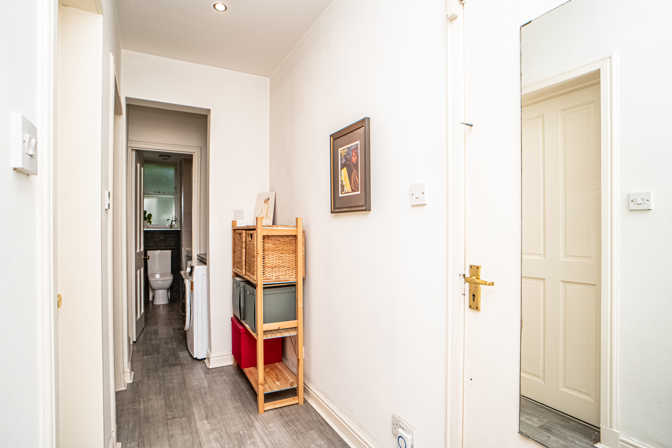 Stylish Leith Flat | Great Transport Links to City - Pass the Keys in 18 Lindsay Rd EH6 4DS - Property image 14 - VivreStays