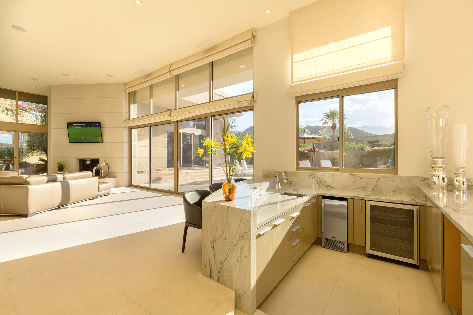 Alta Vista Modern Luxury and Sweeping Views | Photo 10