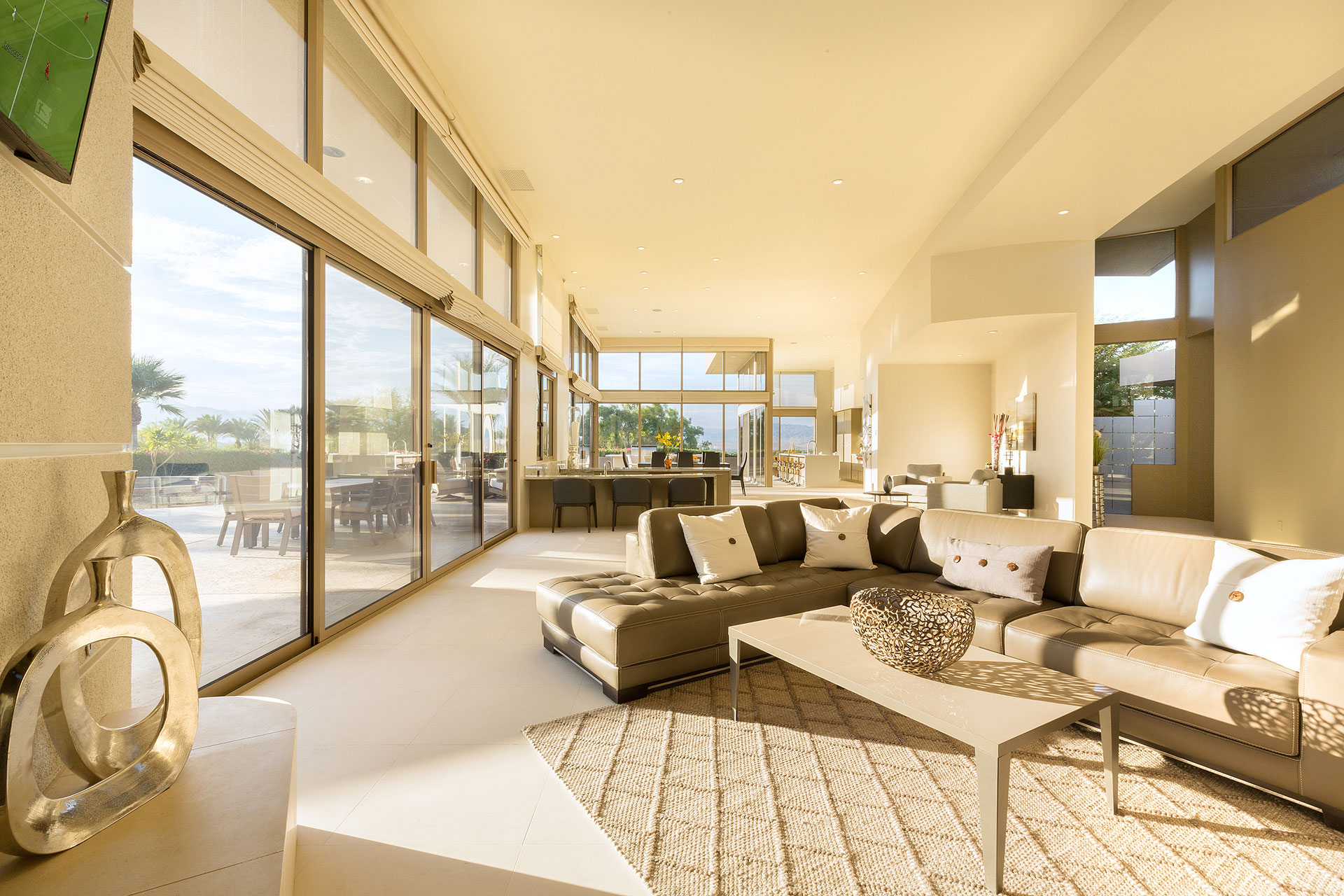 Alta Vista Modern Luxury and Sweeping Views | Photo 9