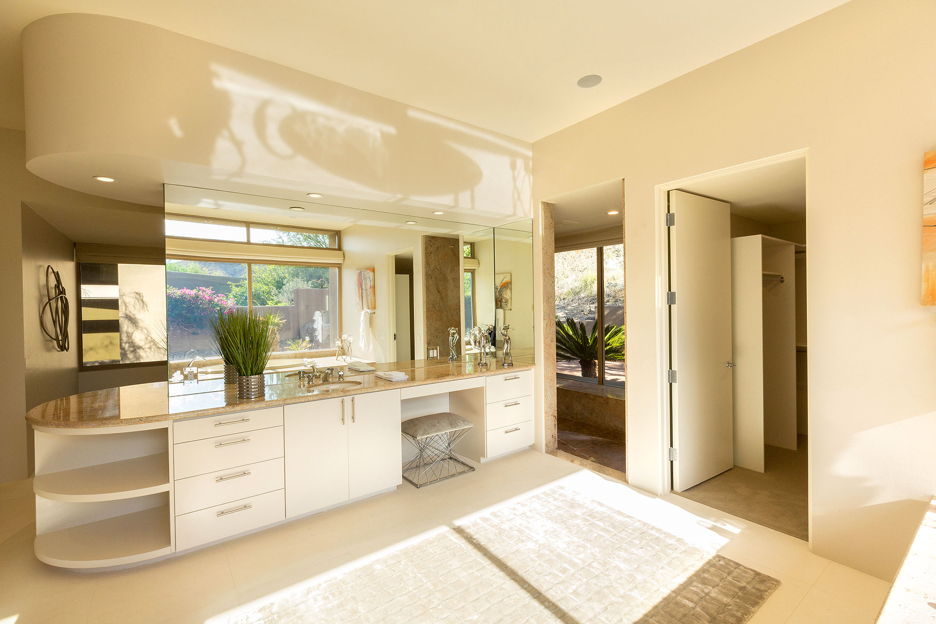 Alta Vista Modern Luxury and Sweeping Views | Photo 22