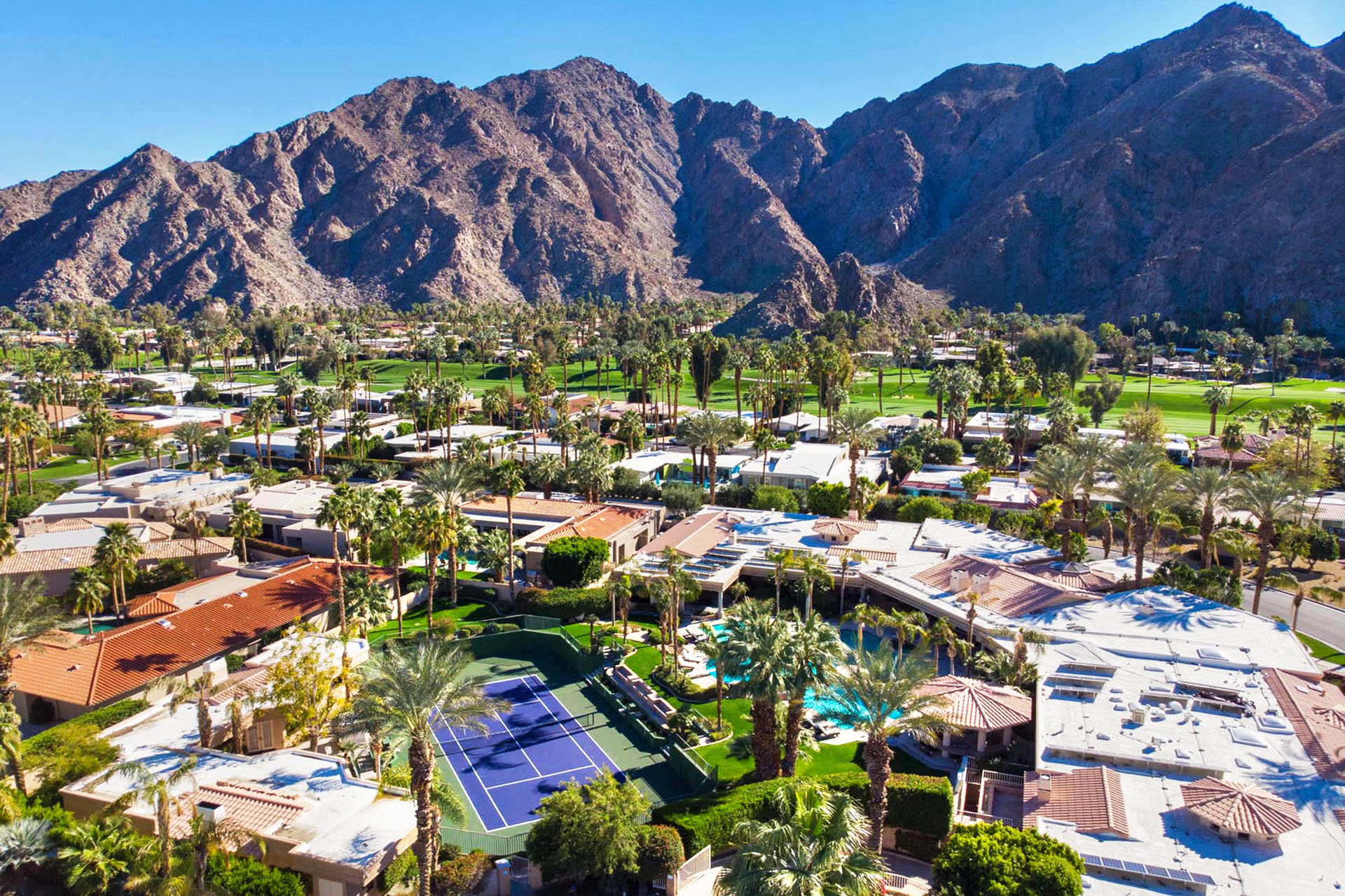 Delgado Estate Incredible 15 BR, 30,000' Estate on 2 Acres | Photo 9