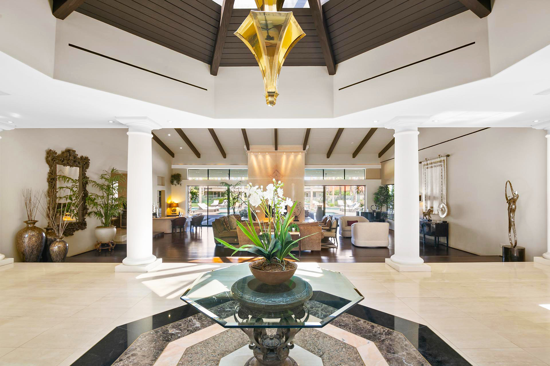 Delgado Estate Incredible 15 BR, 30,000' Estate on 2 Acres | Photo 12