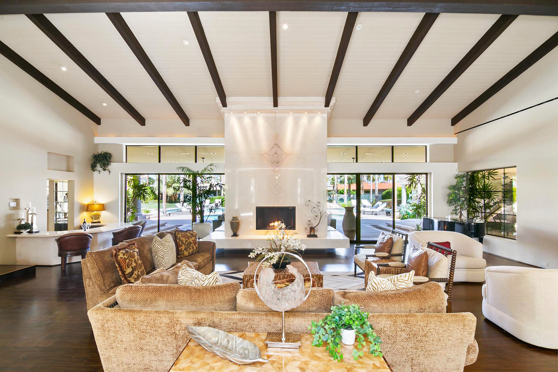 Delgado Estate Incredible 15 BR, 30,000' Estate on 2 Acres | Photo 13