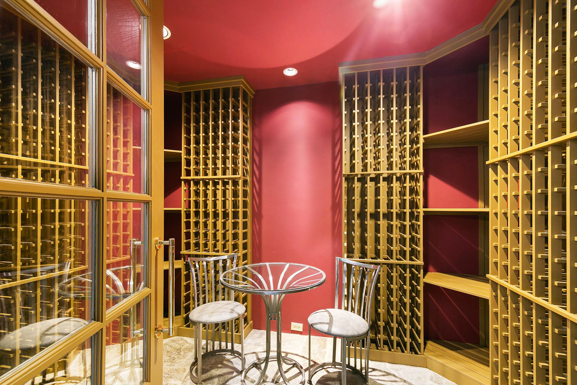 Delgado Estate Incredible 15 BR, 30,000' Estate on 2 Acres | Photo 26