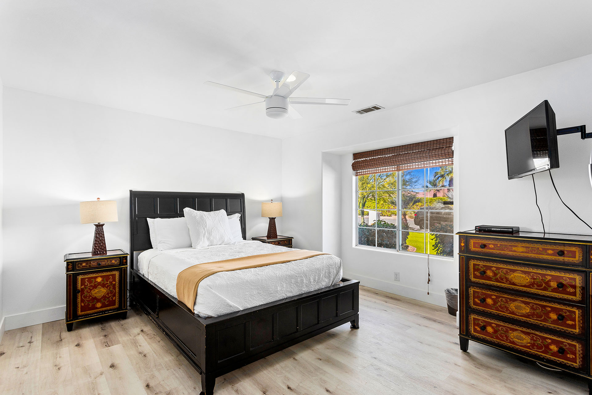 Palm View Ranch 1 Acre Mini Resort w/ Pool & Volleyball! | Photo 26