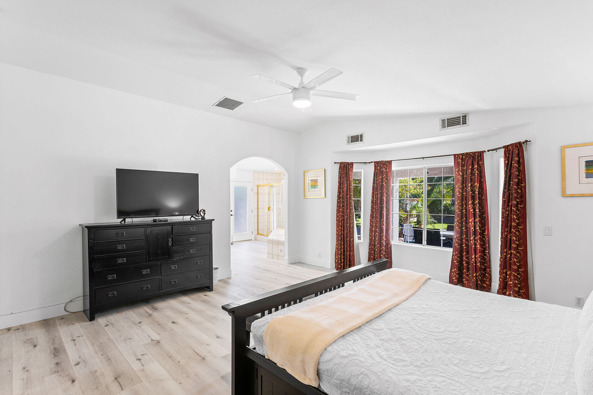 Palm View Ranch 1 Acre Mini Resort w/ Pool & Volleyball! | Photo 33