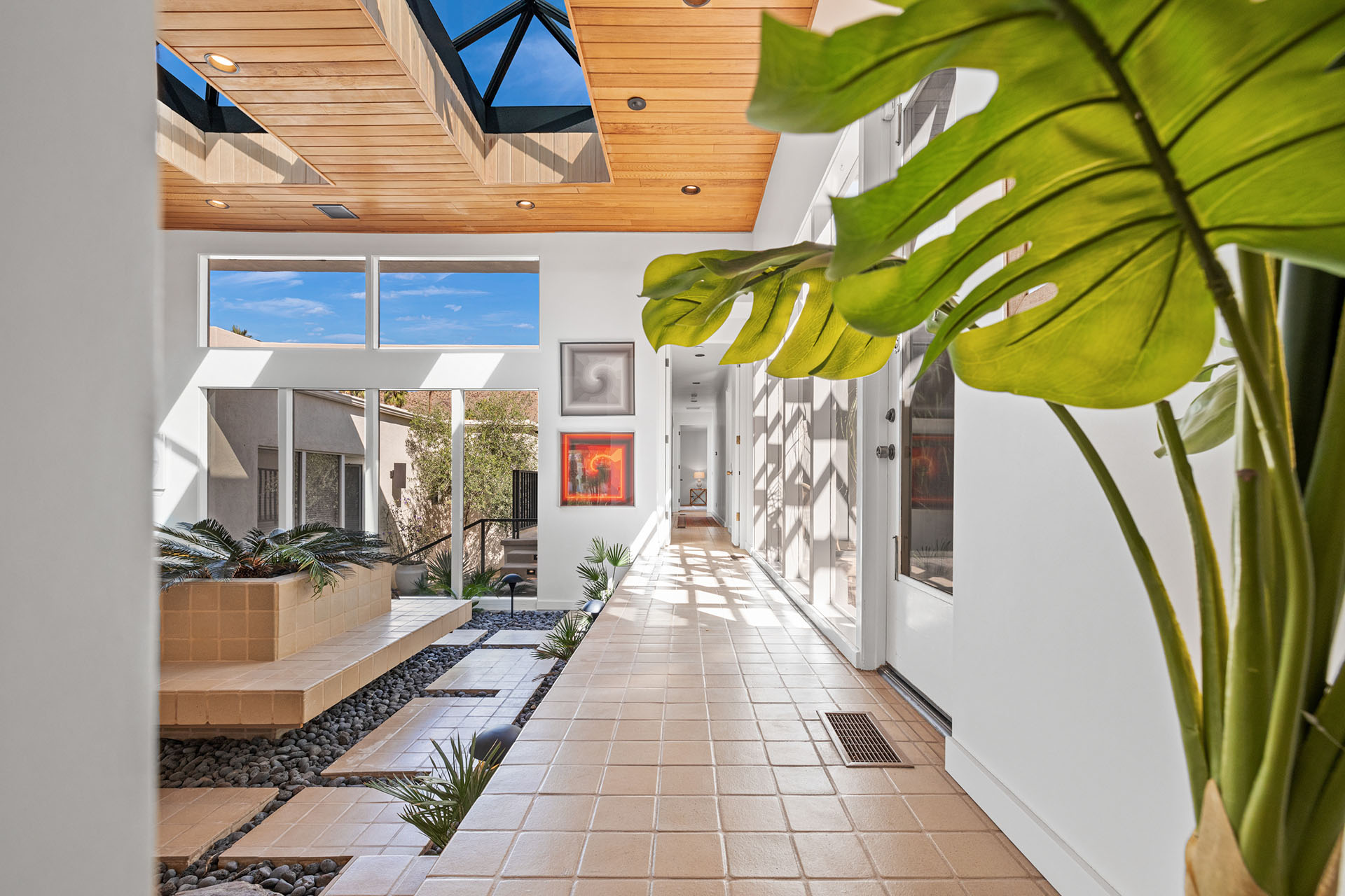 Dunham Estate Swanky Half Acre in South Palm Springs! | Photo 4