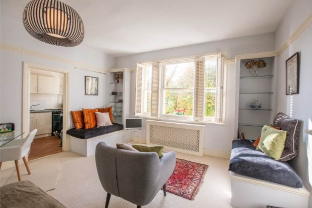 Holiday homes: Villas,Cottages, Rooms
