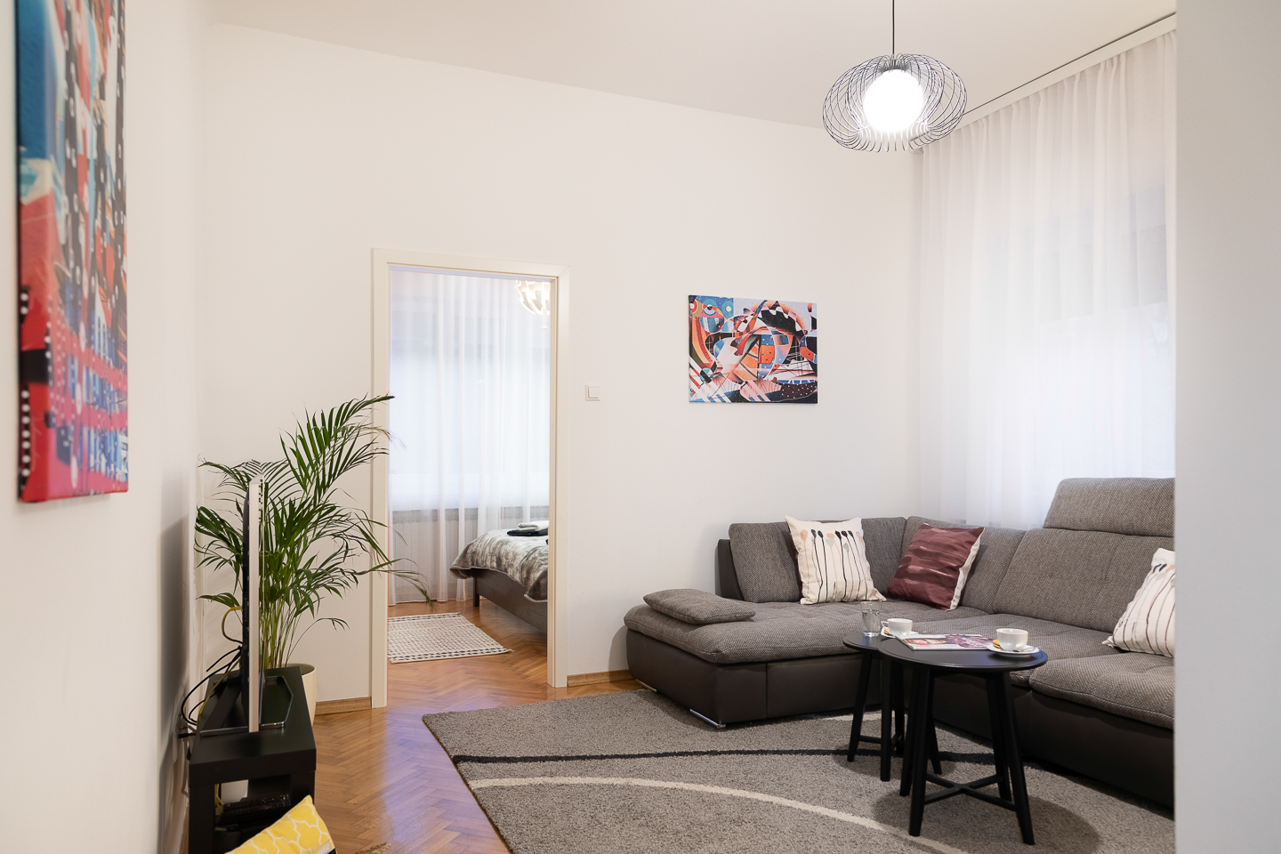 Modern Spacious 3BDR Apartment in heart of Zagreb 1