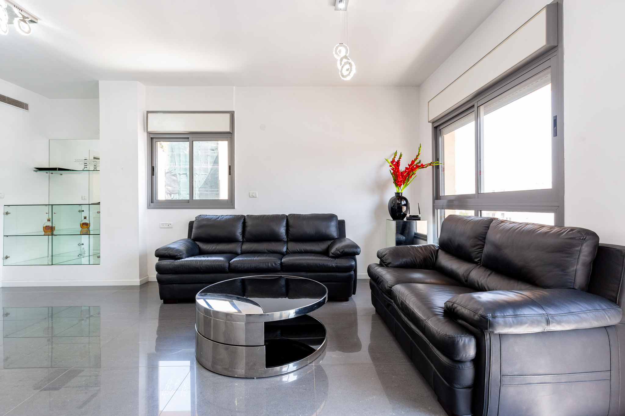 Apartment Miroir, 2BR, Tel Aviv, Kerem, Ha-Kovshim St, #TL38 3