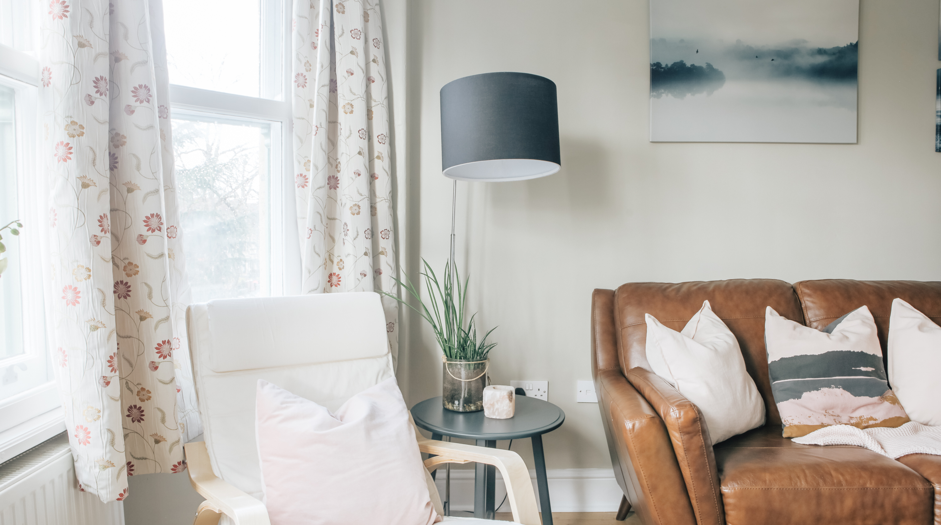 View The Loft | 2BR Duplex | Central+Parking in 82 Cathedral Road Top Duplex, Cardiff, Wales CF11 9LN The Loft | 2BR Duplex | Central+Parking in 82 Cathedral Road Top Duplex, Cardiff, Wales CF11 9LN - Property image 8 - VivreStays