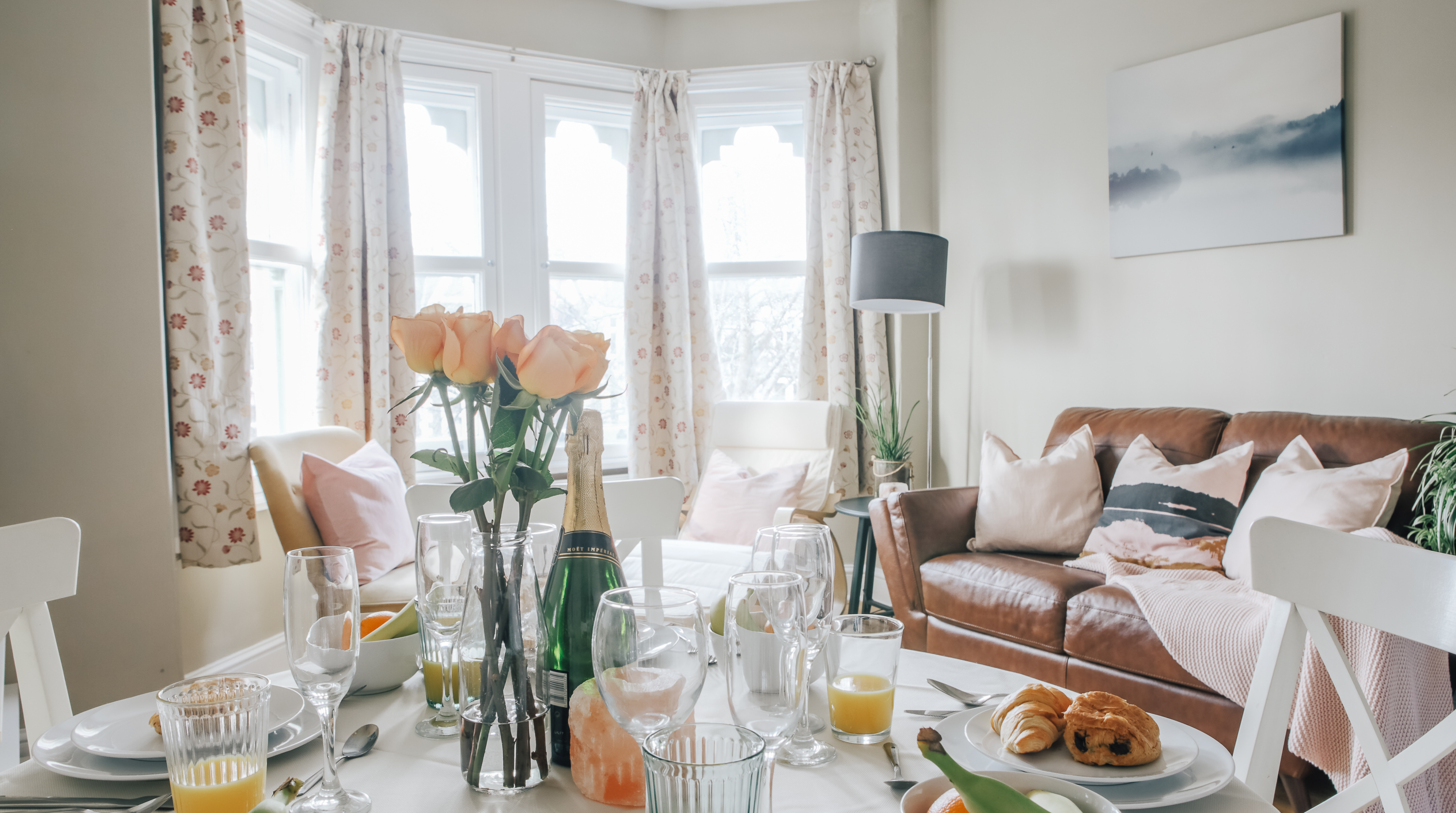 View The Loft | 2BR Duplex | Central+Parking in 82 Cathedral Road Top Duplex, Cardiff, Wales CF11 9LN The Loft | 2BR Duplex | Central+Parking in 82 Cathedral Road Top Duplex, Cardiff, Wales CF11 9LN - Property image 25 - VivreStays