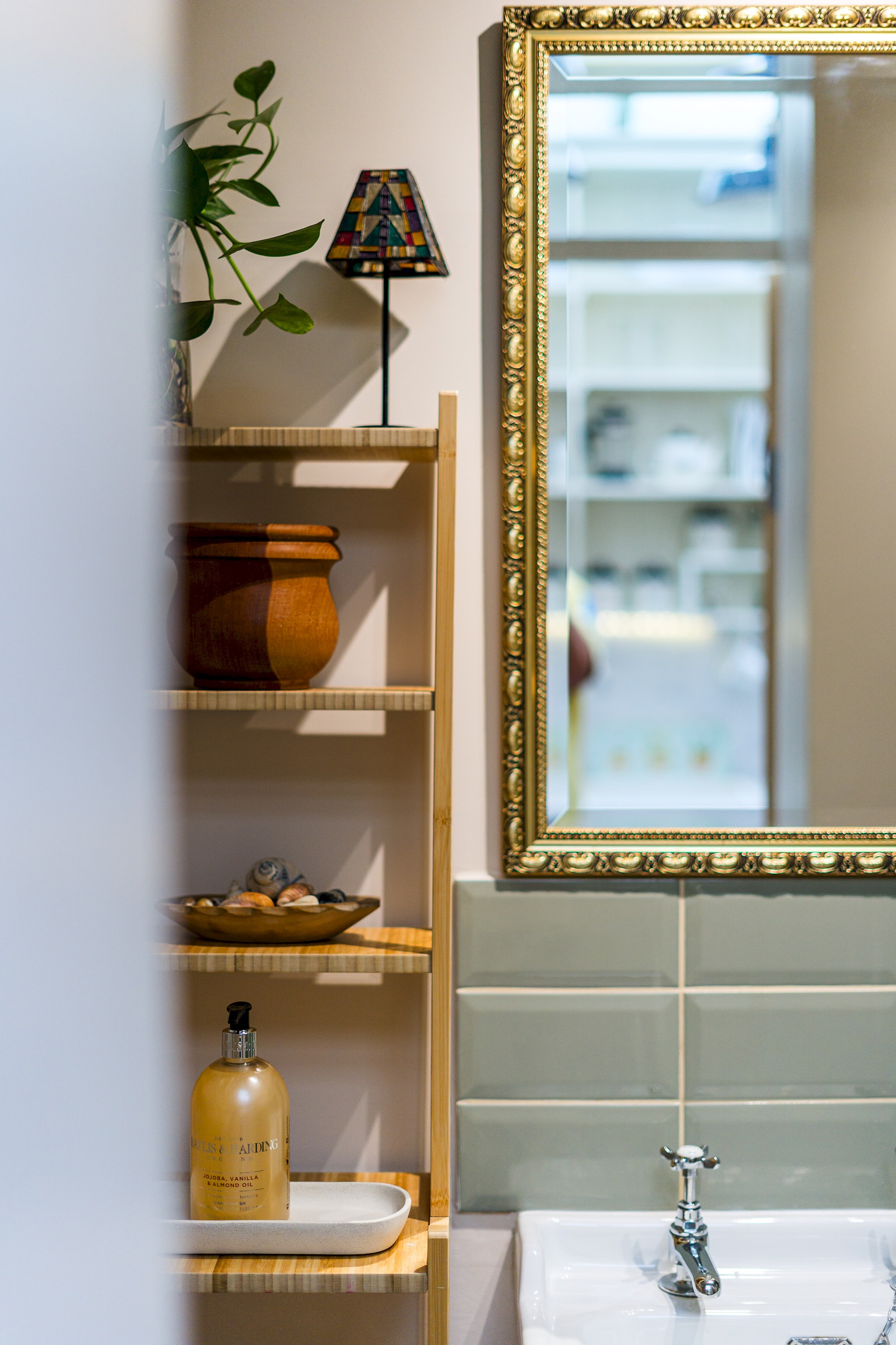 The Regency Studio|82Cathedral in 82 Cathedral Road CF11 9LN - Property image 19 - VivreStays