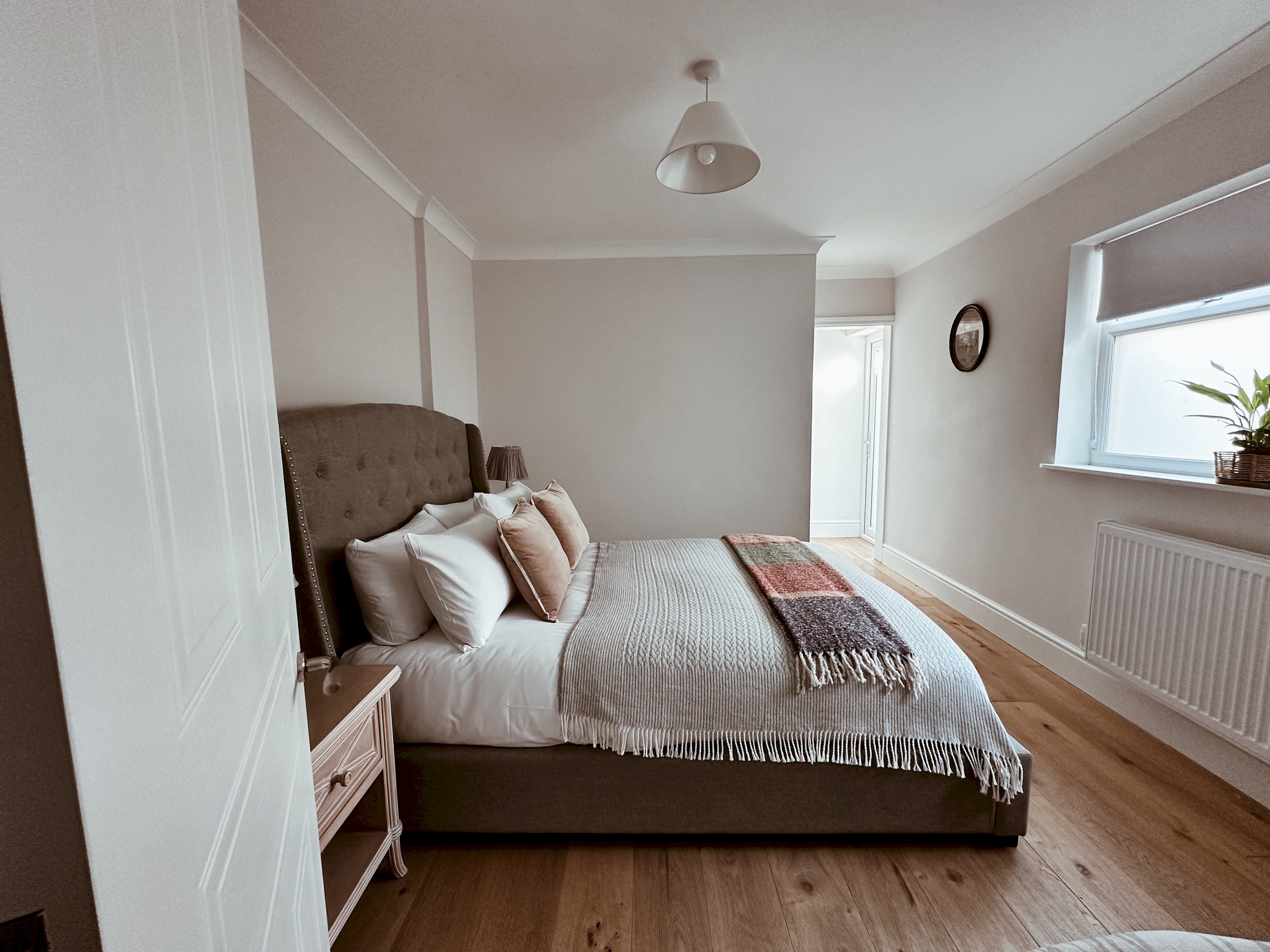 View The Pontcanna Sapphire 2-Bed Haven in 86 Ryder Street CF11 9BU The Pontcanna Sapphire 2-Bed Haven in 86 Ryder Street CF11 9BU - Property image 10 - VivreStays