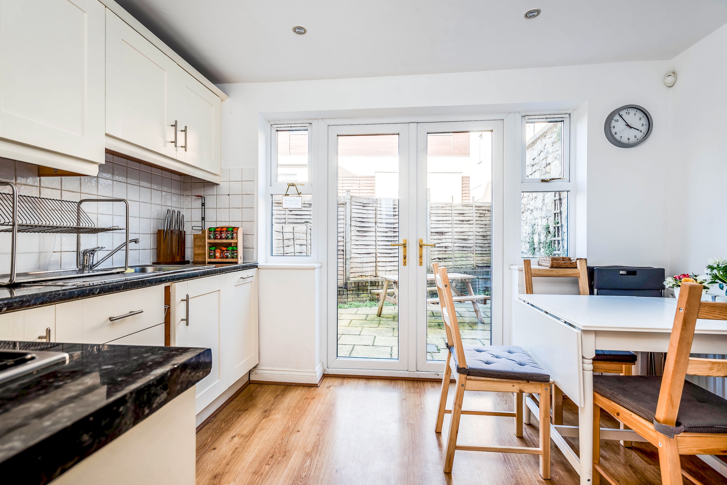 The St Clements Townhouse 3 Bedroom Bijou central in 6b Cherwell Street OX4 1BG - Property image 8 - VivreStays