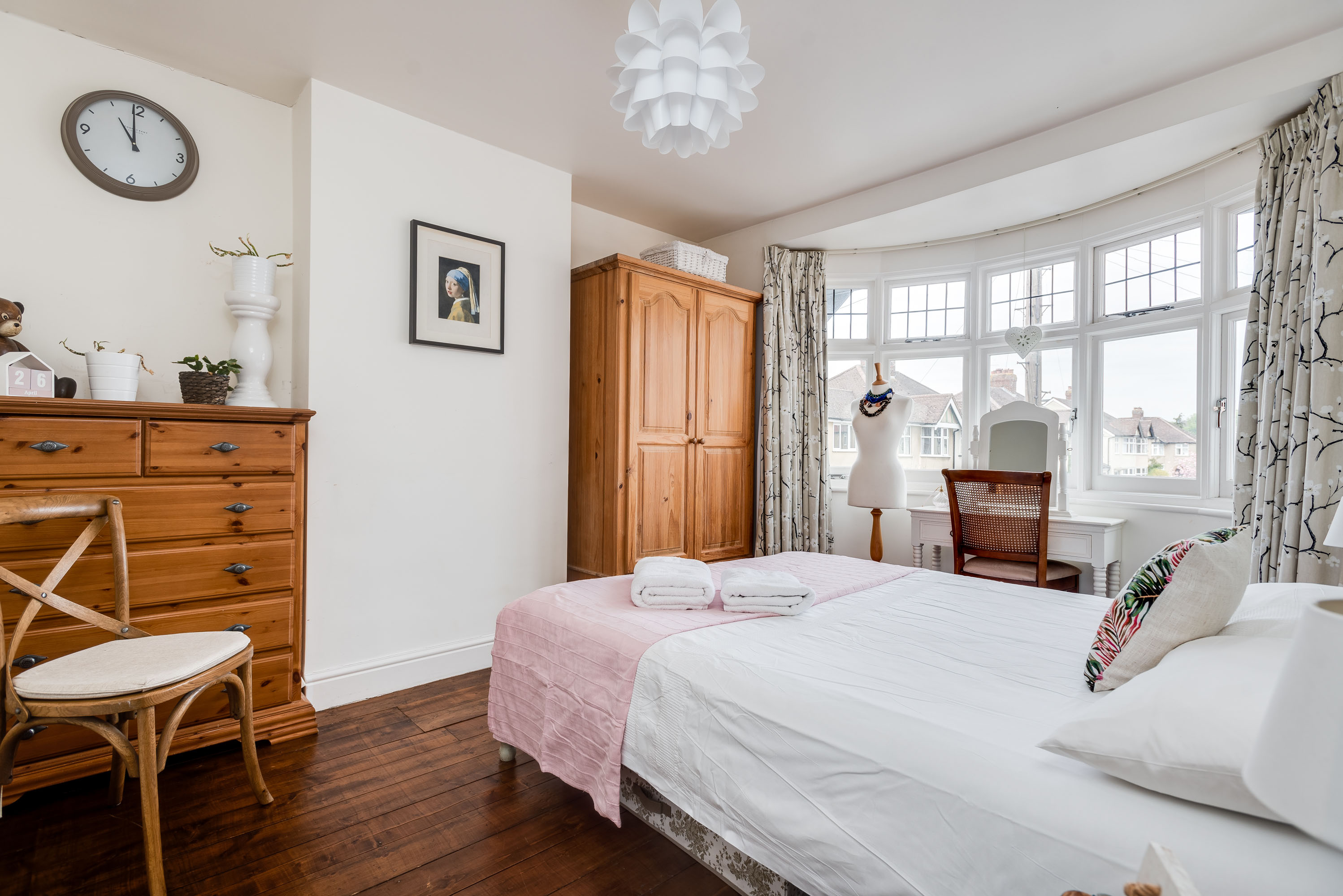 Headington Orchard - 3 Bedroom House & parking & garden in 49 Langley Close OX3 7DB - Property image 4 - VivreStays