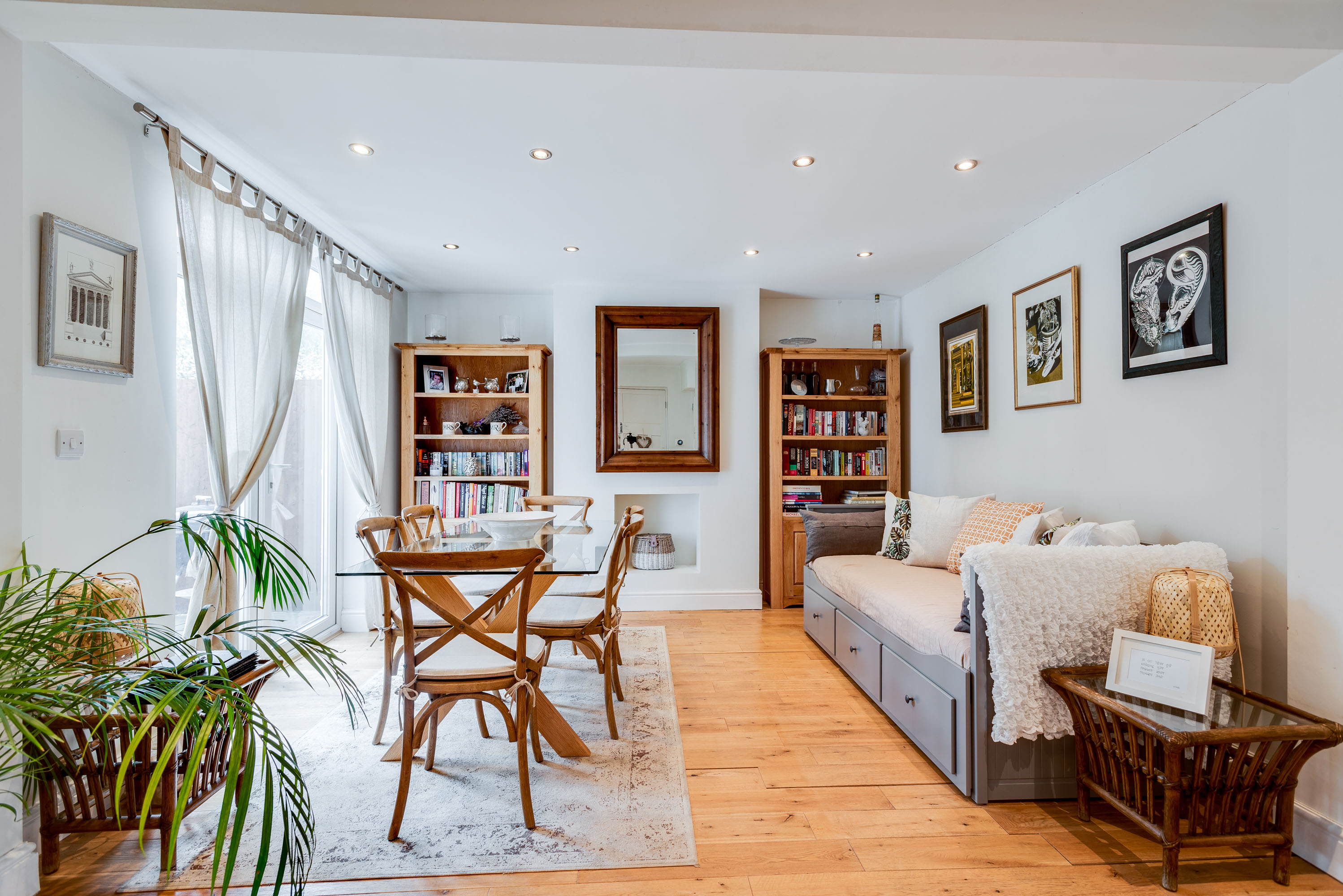 Headington Orchard - 3 Bedroom House & parking & garden in 49 Langley Close OX3 7DB - Property image 20 - VivreStays