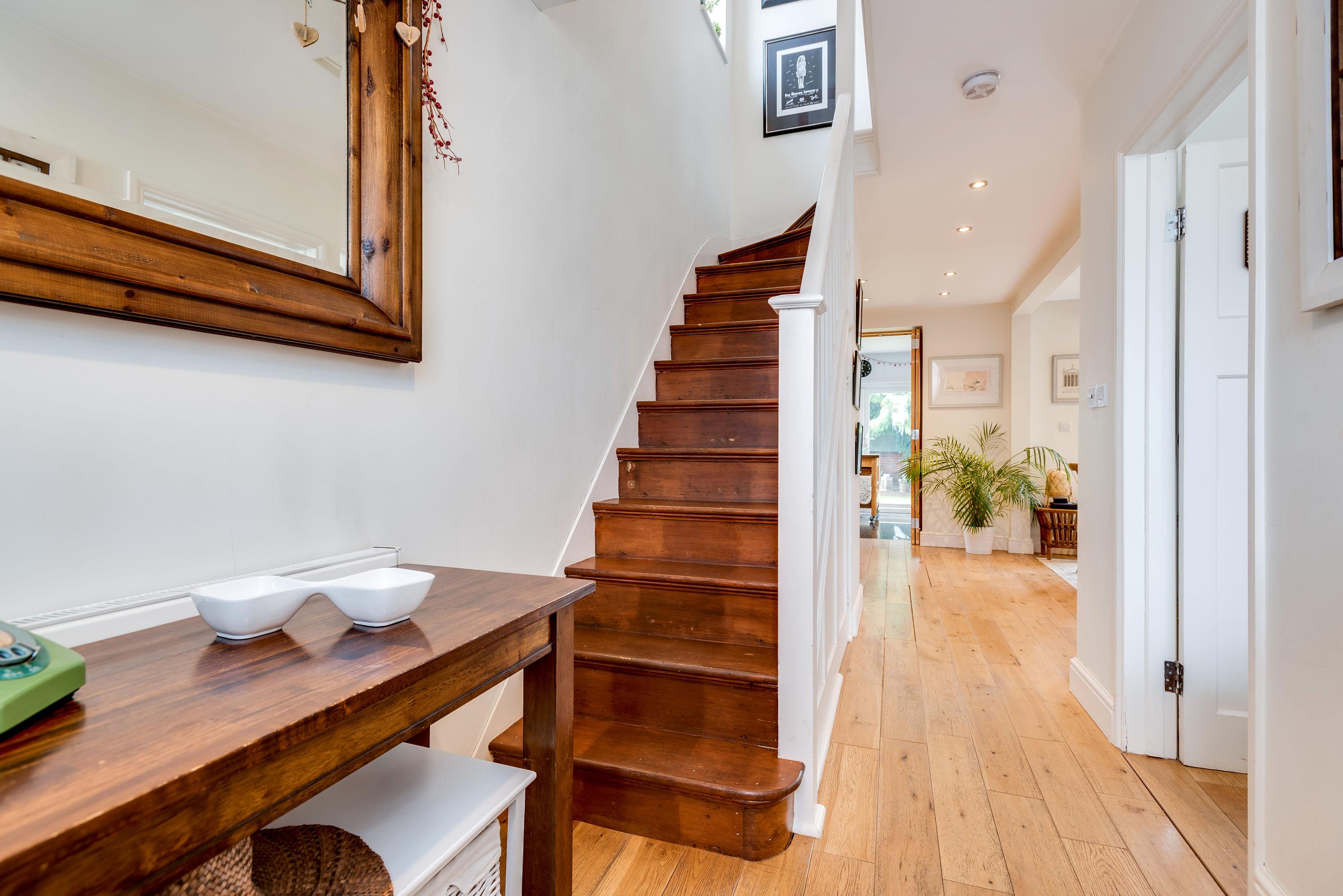 Headington Orchard - 3 Bedroom House & parking & garden in 49 Langley Close OX3 7DB - Property image 21 - VivreStays