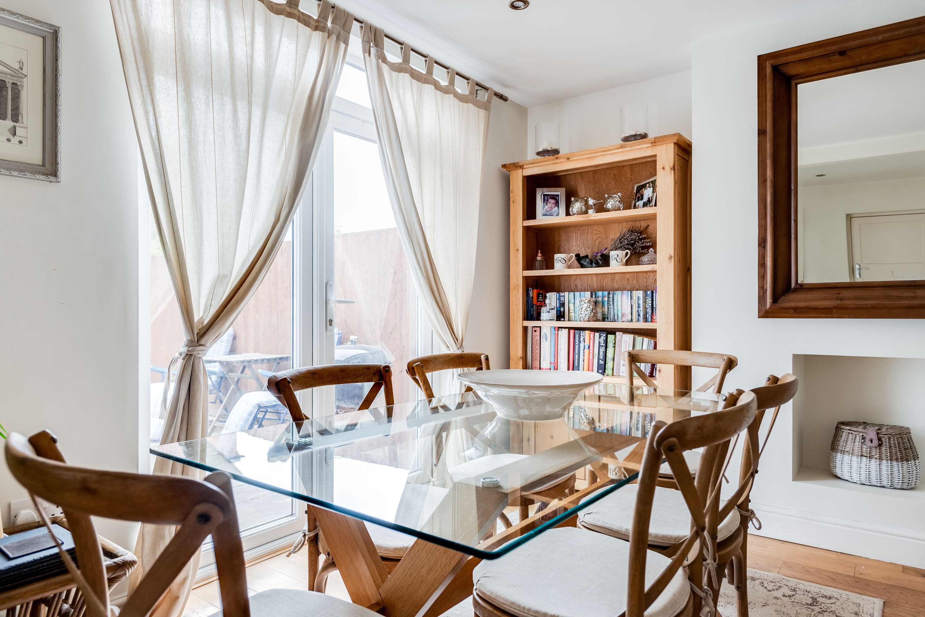 Headington Orchard - 3 Bedroom House & parking & garden in 49 Langley Close OX3 7DB - Property image 25 - VivreStays