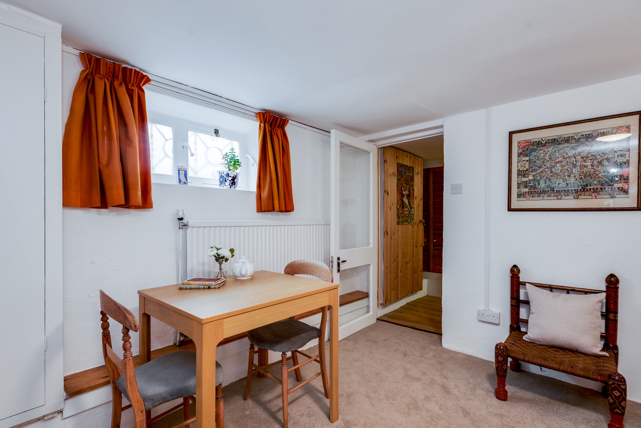 The Summertown STUDIO 1 Bedroom & Kitchenette