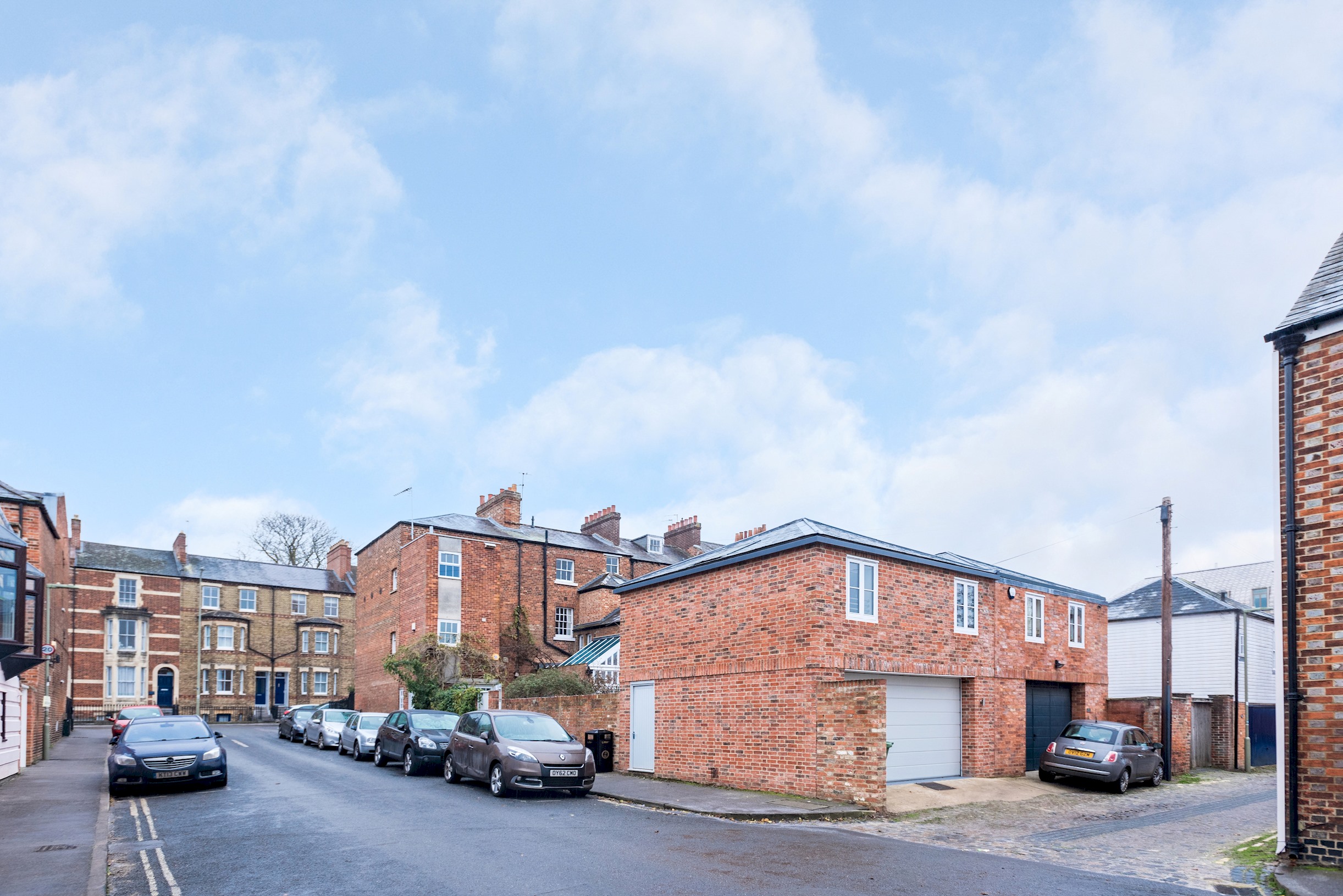 The Mews – 1BR Studio in Jericho near City Centre