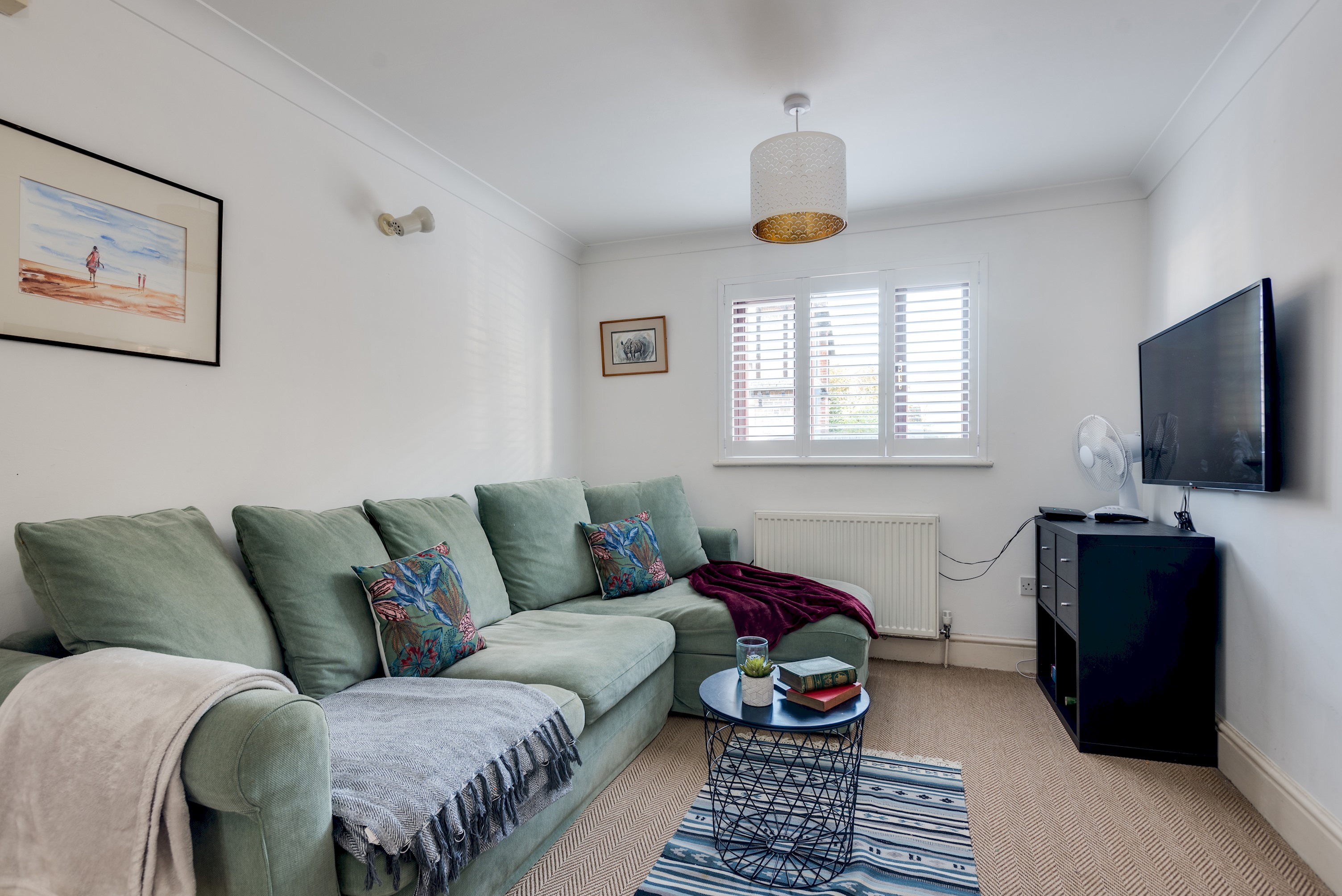 Cosy 2-Bedroom Haven in Picturesque Headington in 82 Old High Street OX3 9HW - Property image 4 - VivreStays