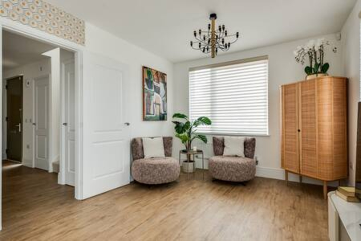 Tranquil 4-Bed Oasis Modern & Chic in 16 Jewell Street OX3 9GZ - Property image 8 - VivreStays
