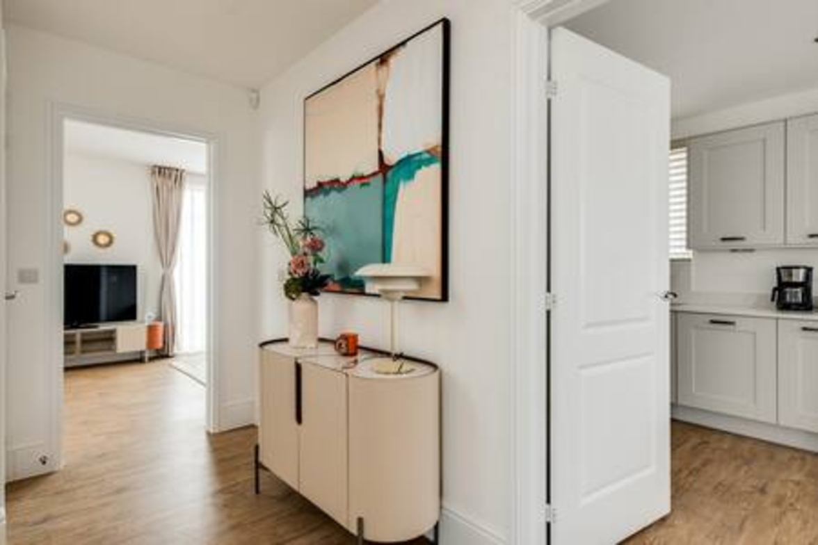 Tranquil 4-Bed Oasis Modern & Chic in 16 Jewell Street OX3 9GZ - Property image 25 - VivreStays