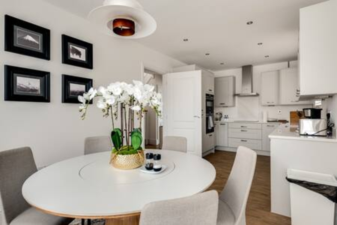 Tranquil 4-Bed Oasis Modern & Chic in 16 Jewell Street OX3 9GZ - Property image 27 - VivreStays