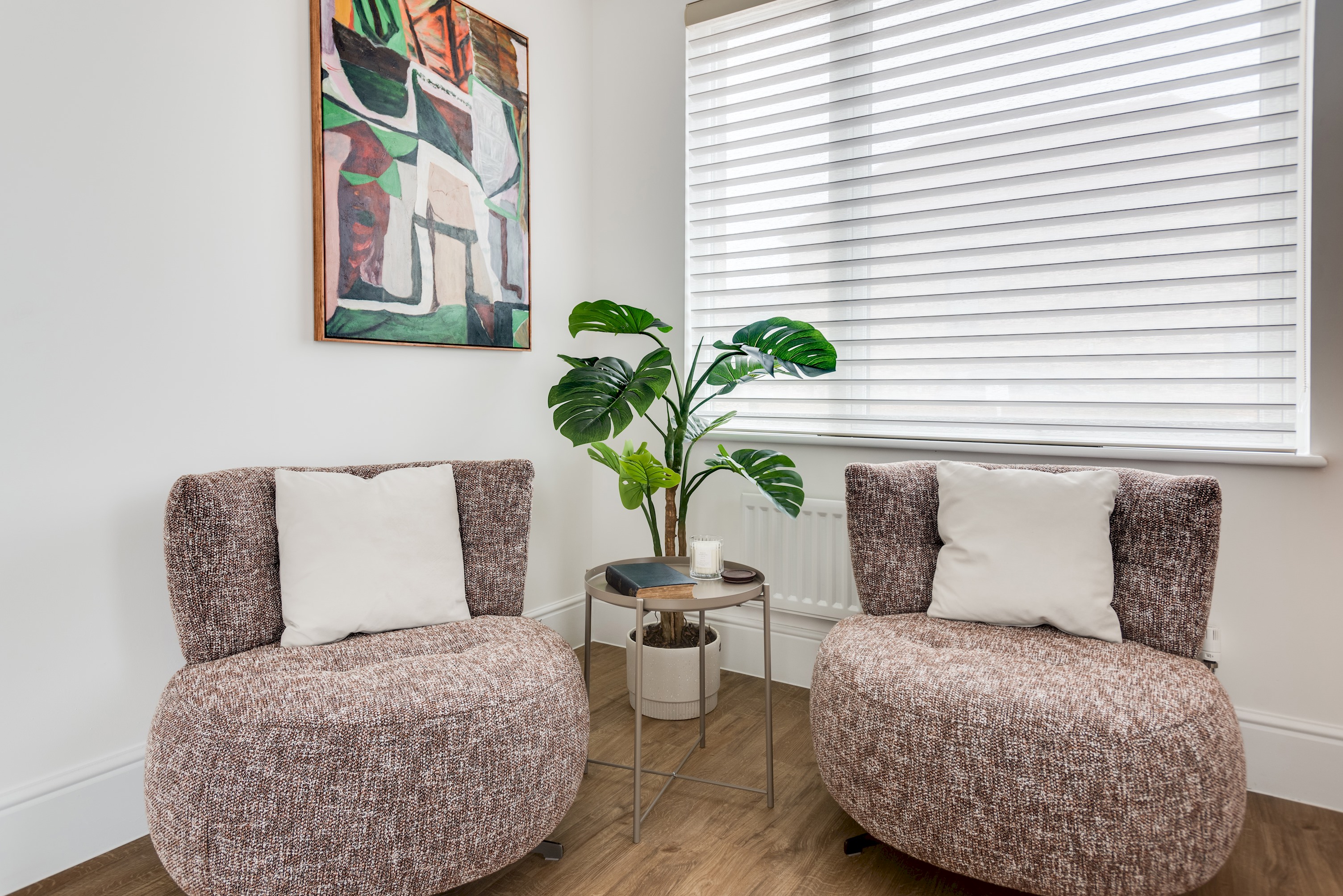 Tranquil 4-Bed Oasis Modern & Chic in 16 Jewell Street OX3 9GZ - Property image 70 - VivreStays