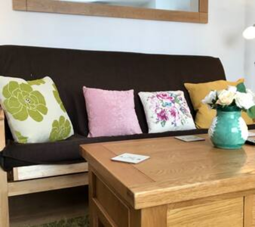 The Woodfarm Lodge – 3 Bedroom House with parking