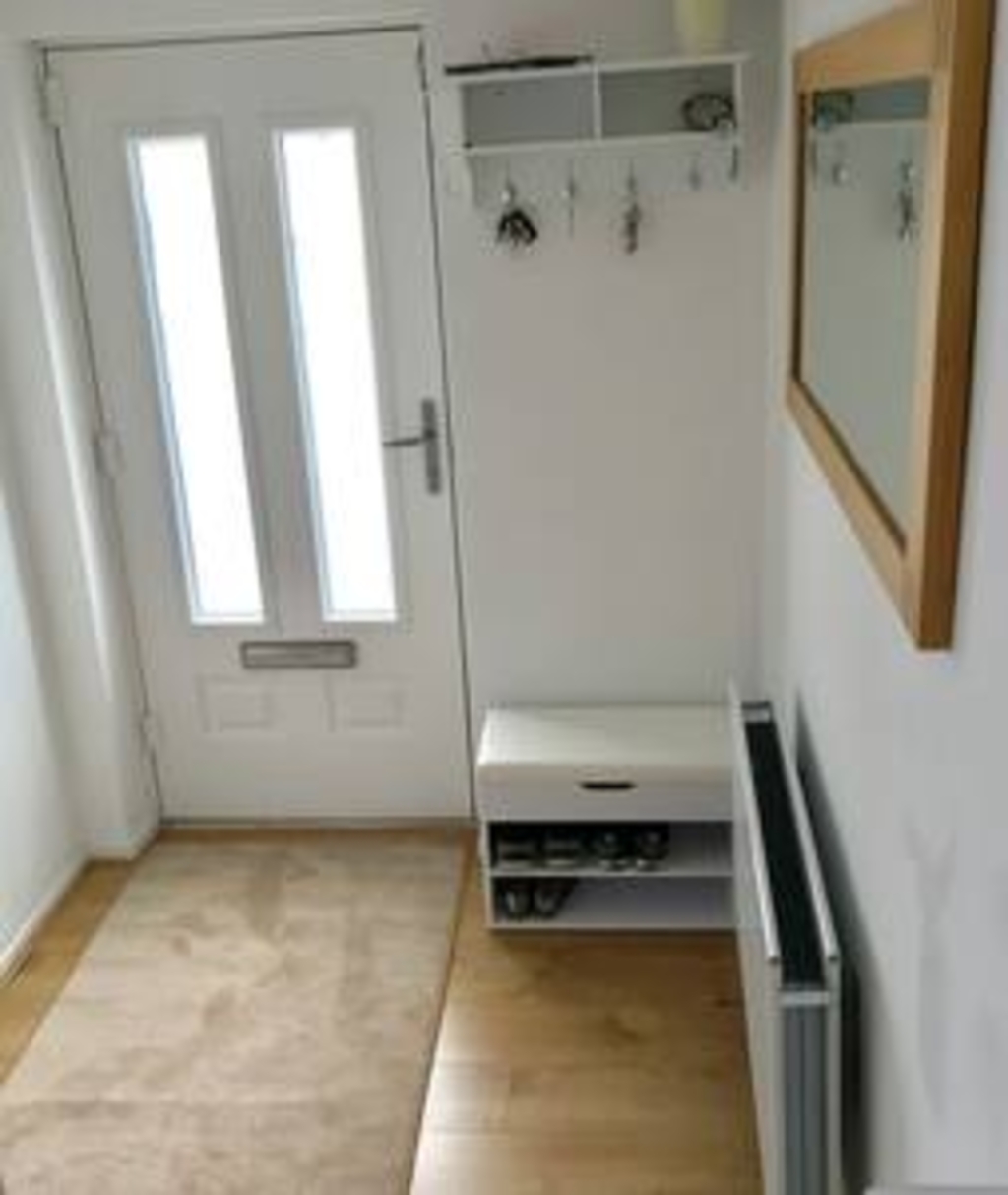 The Woodfarm Lodge – 3 Bedroom House with parking
