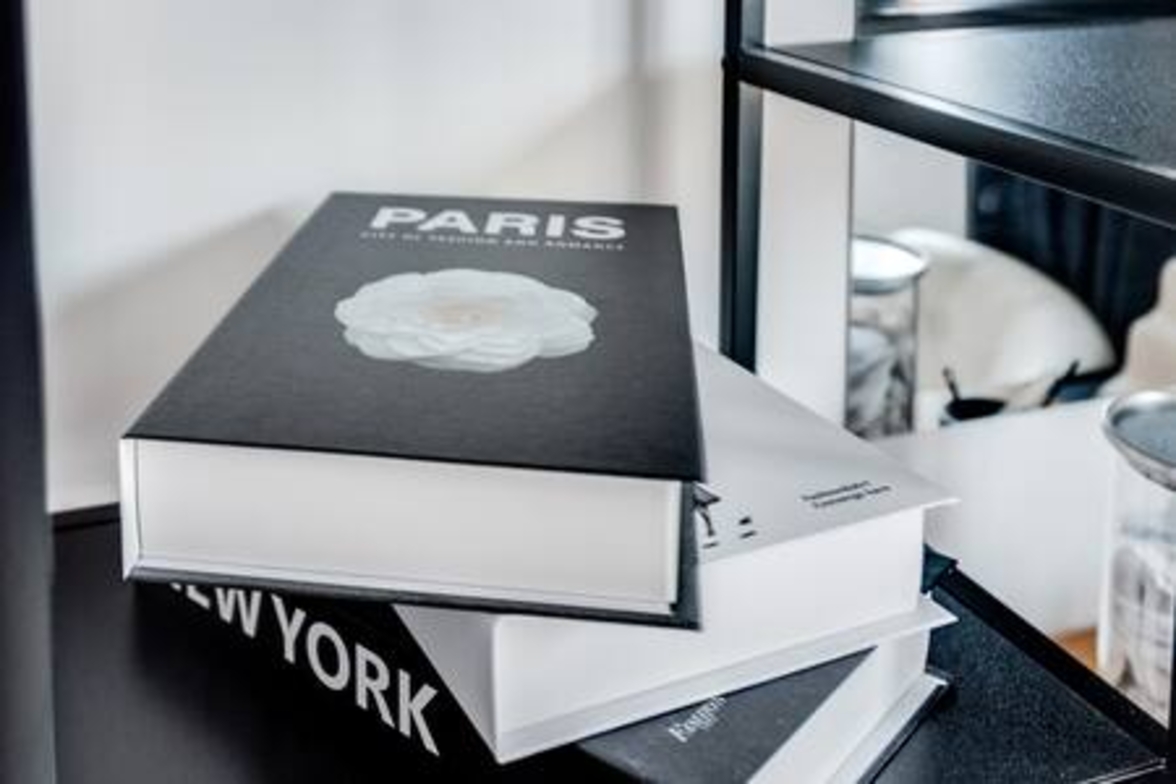 Stylish 4-BR House with 3 Ensuite & Free Parking