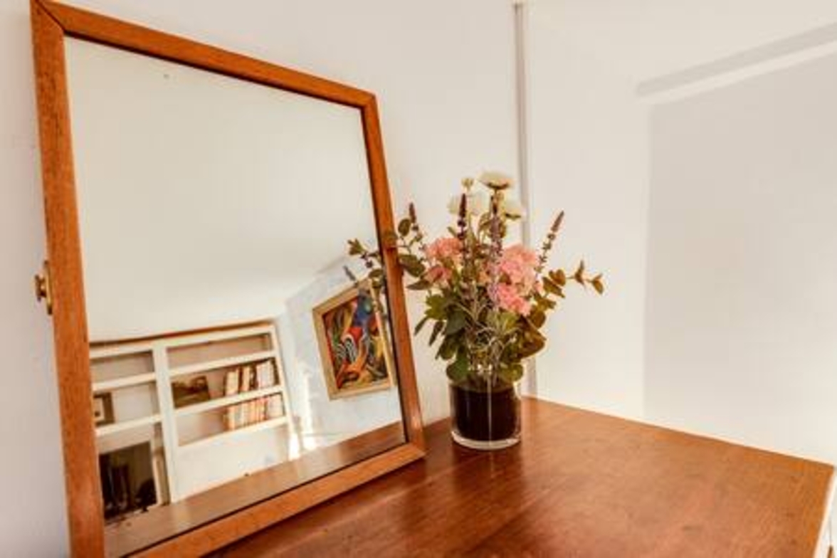 Basement Studio in Summertown with kitchenette