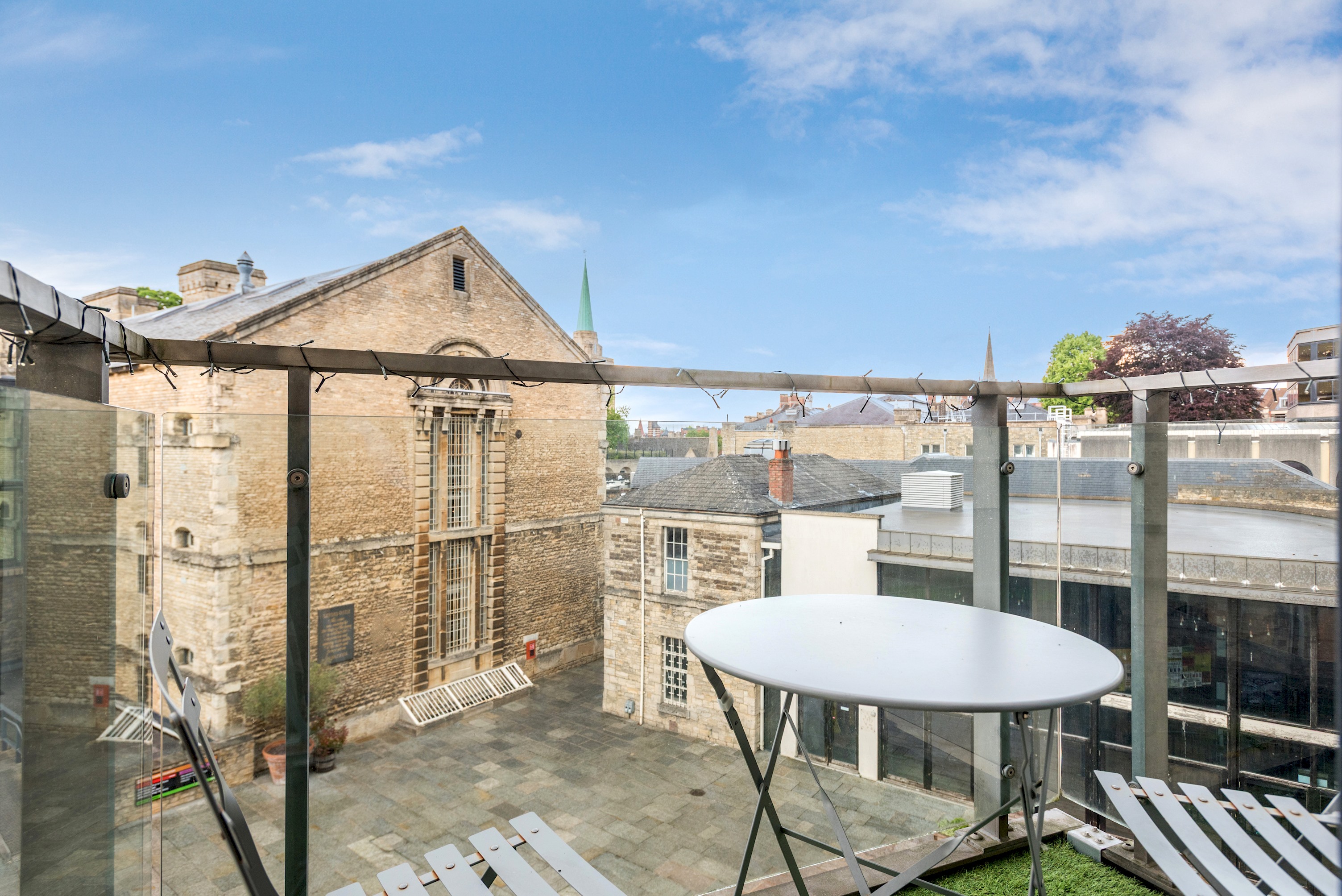 Elegant Oxford Flat – Central Spacious Comfortable