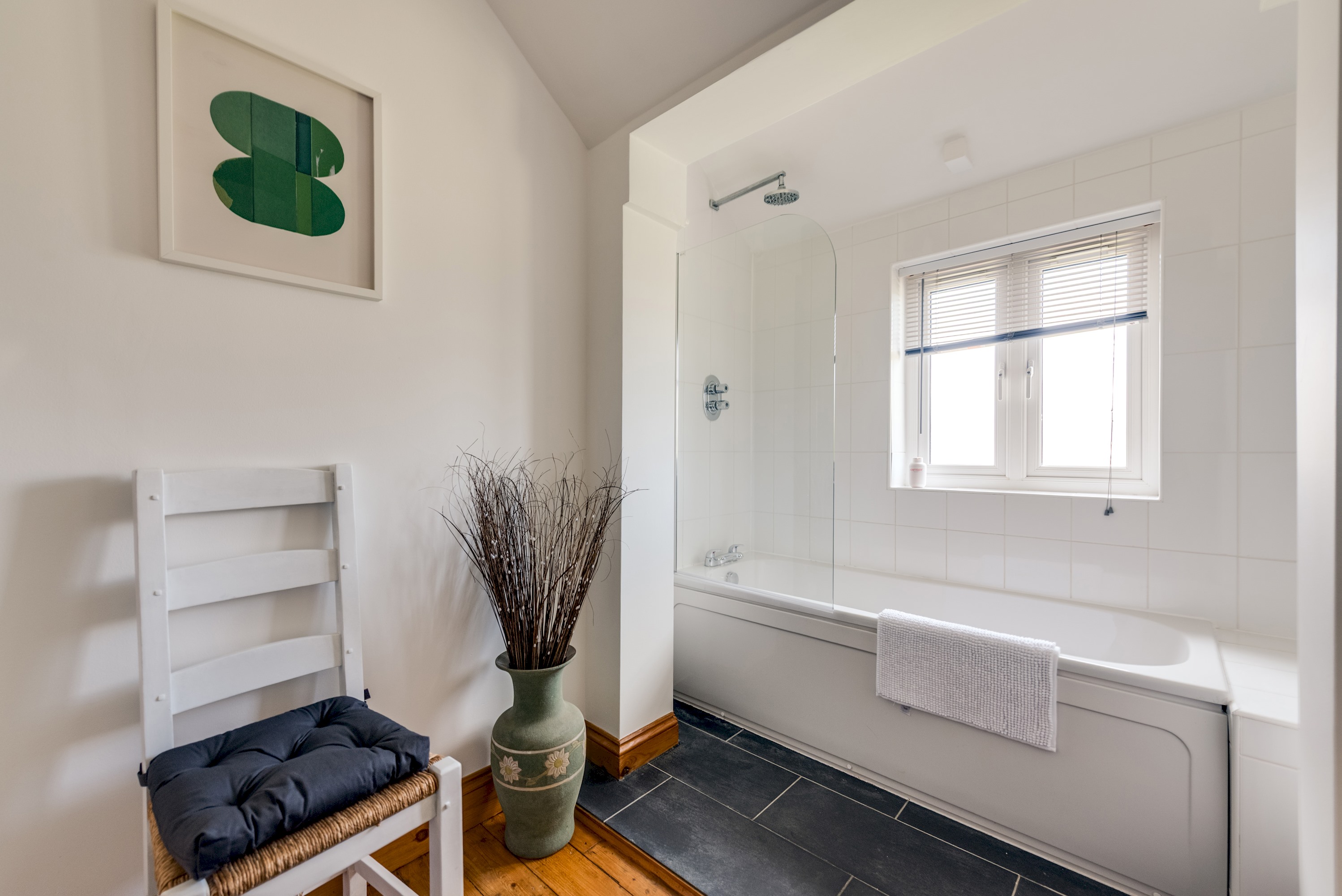 Cosy 3BR House with free parking in 25 Bulan Road OX3 7HU - Property image 15 - VivreStays